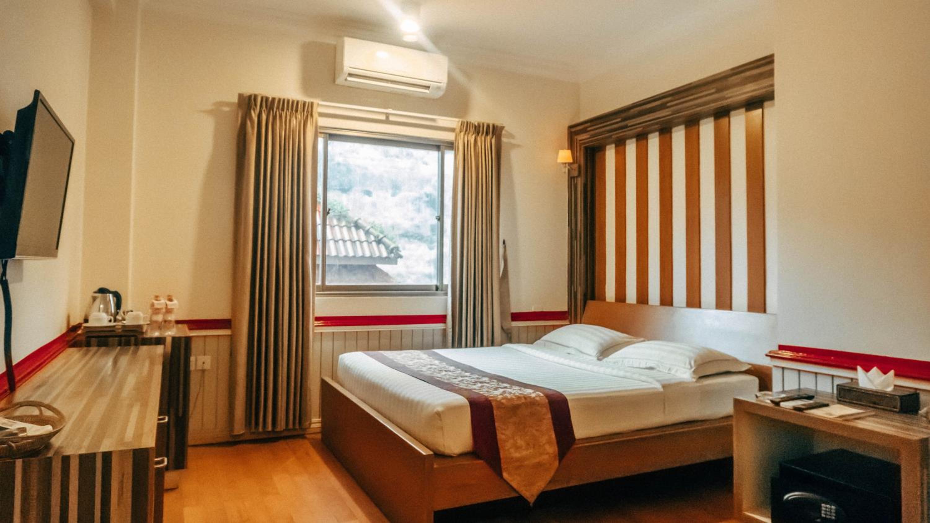 Deluxe Double Or Twin Room photo 1