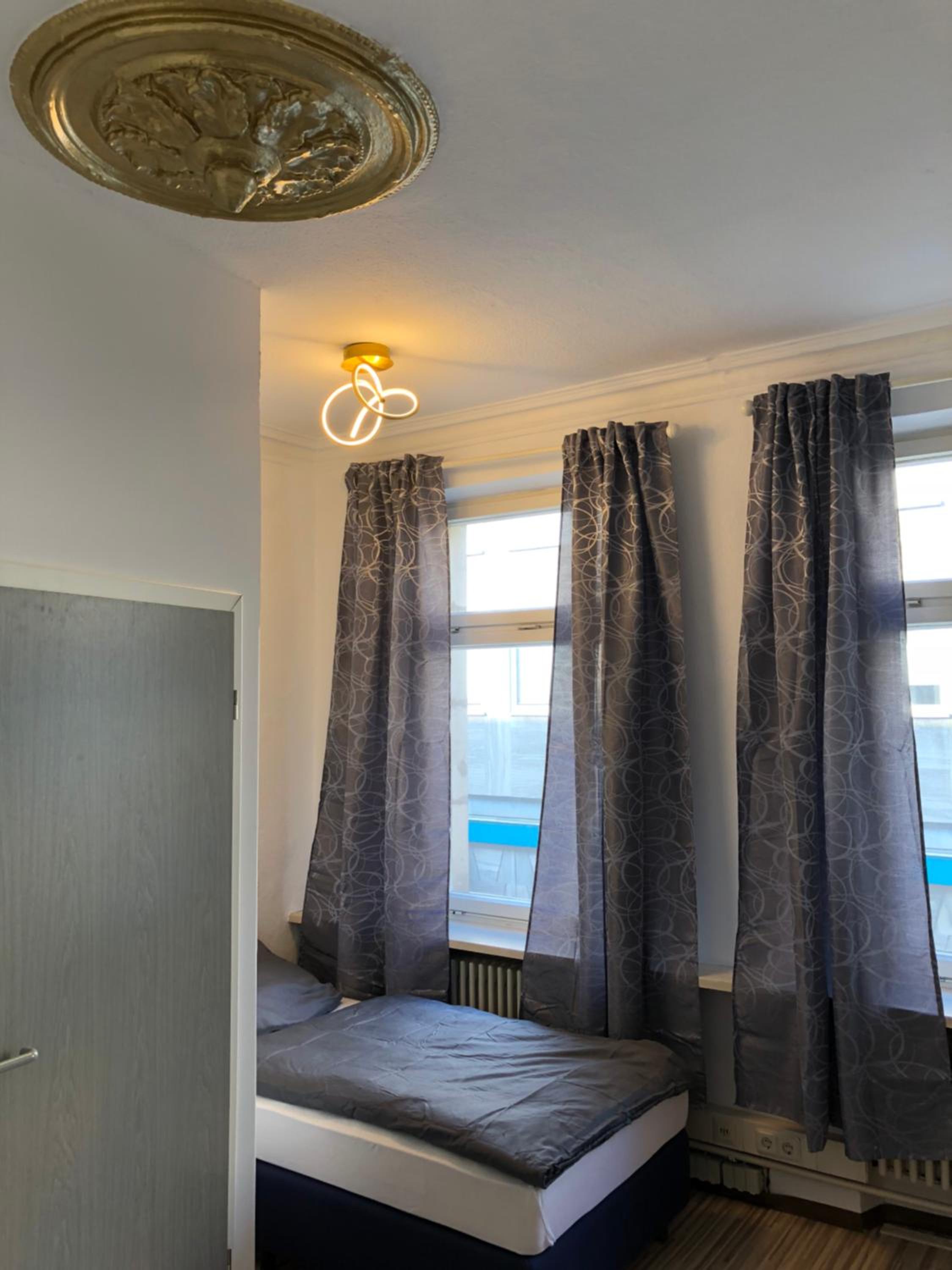 Standard Double Room with Shared Bathroom photo 1