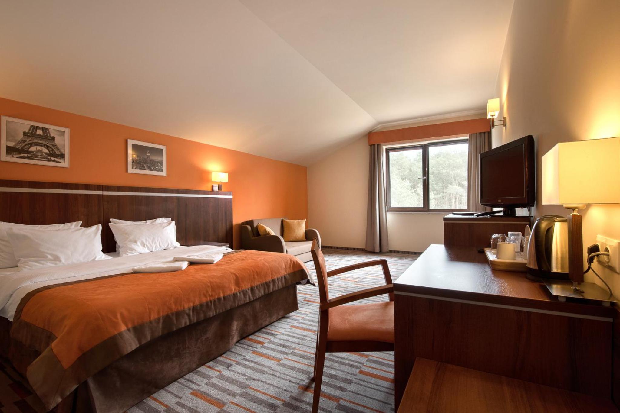 Twin Room - Photo 1