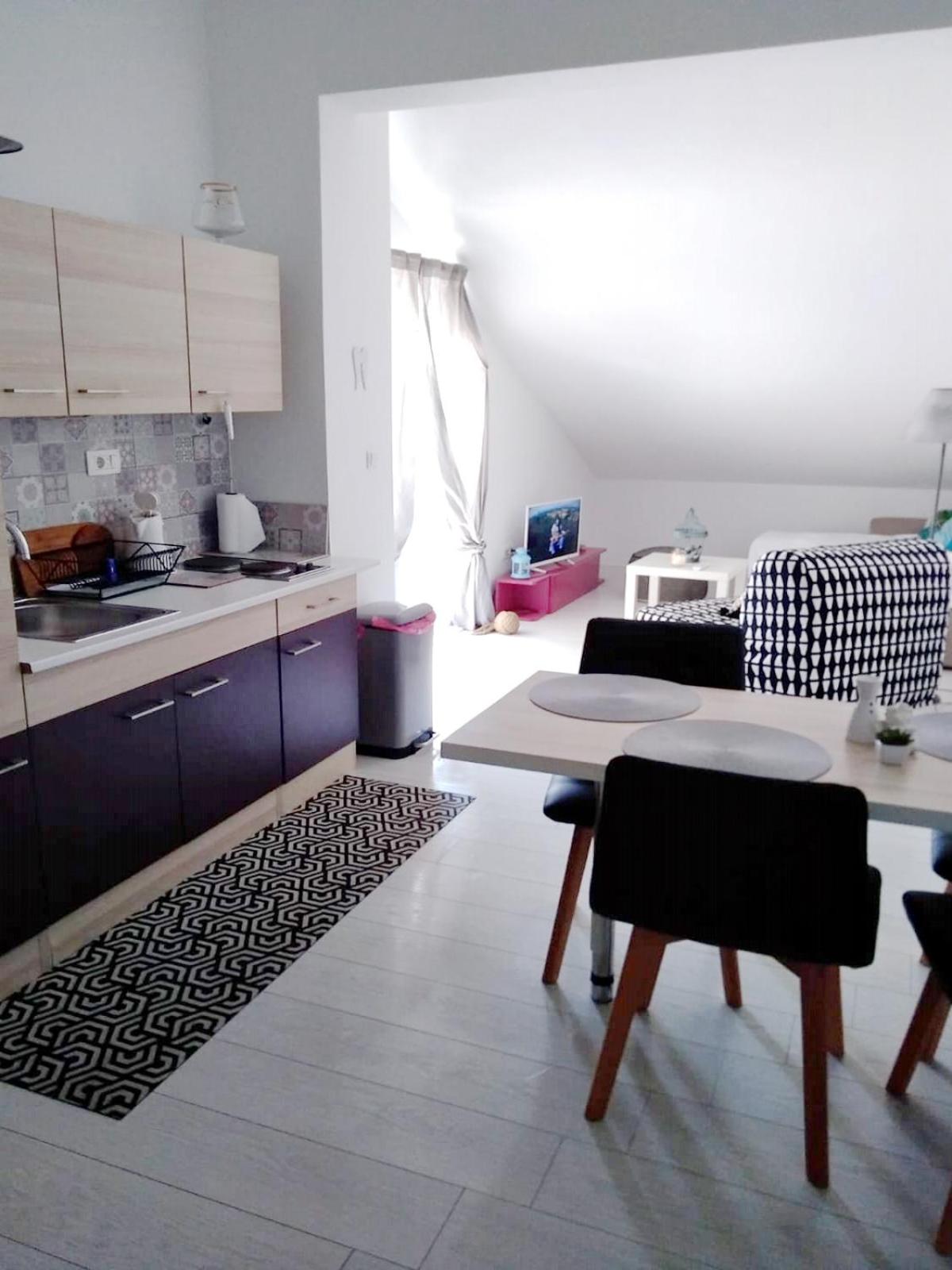 Apartment with Terrace photo 2
