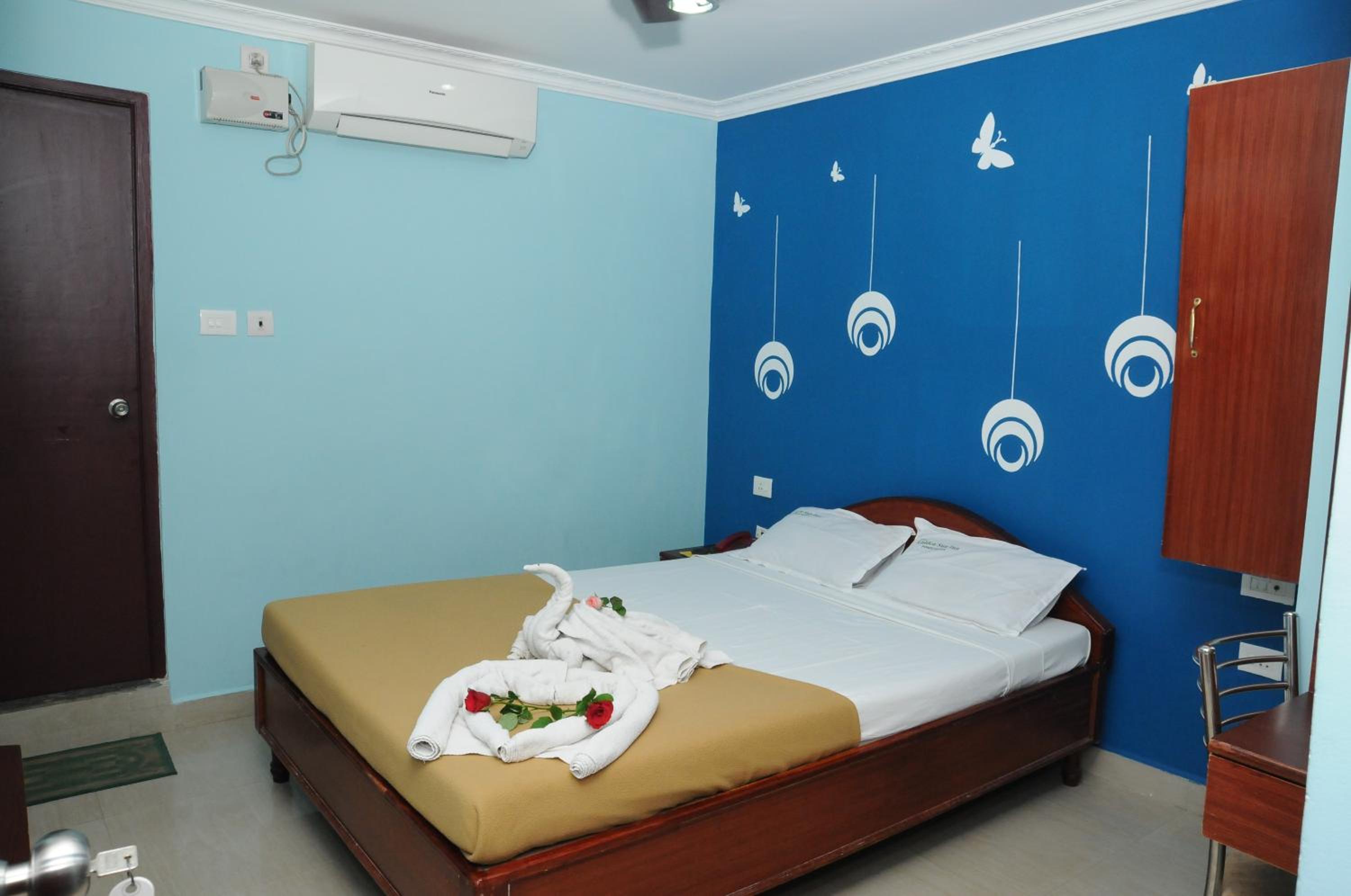 Standard Double Room - Photo 1