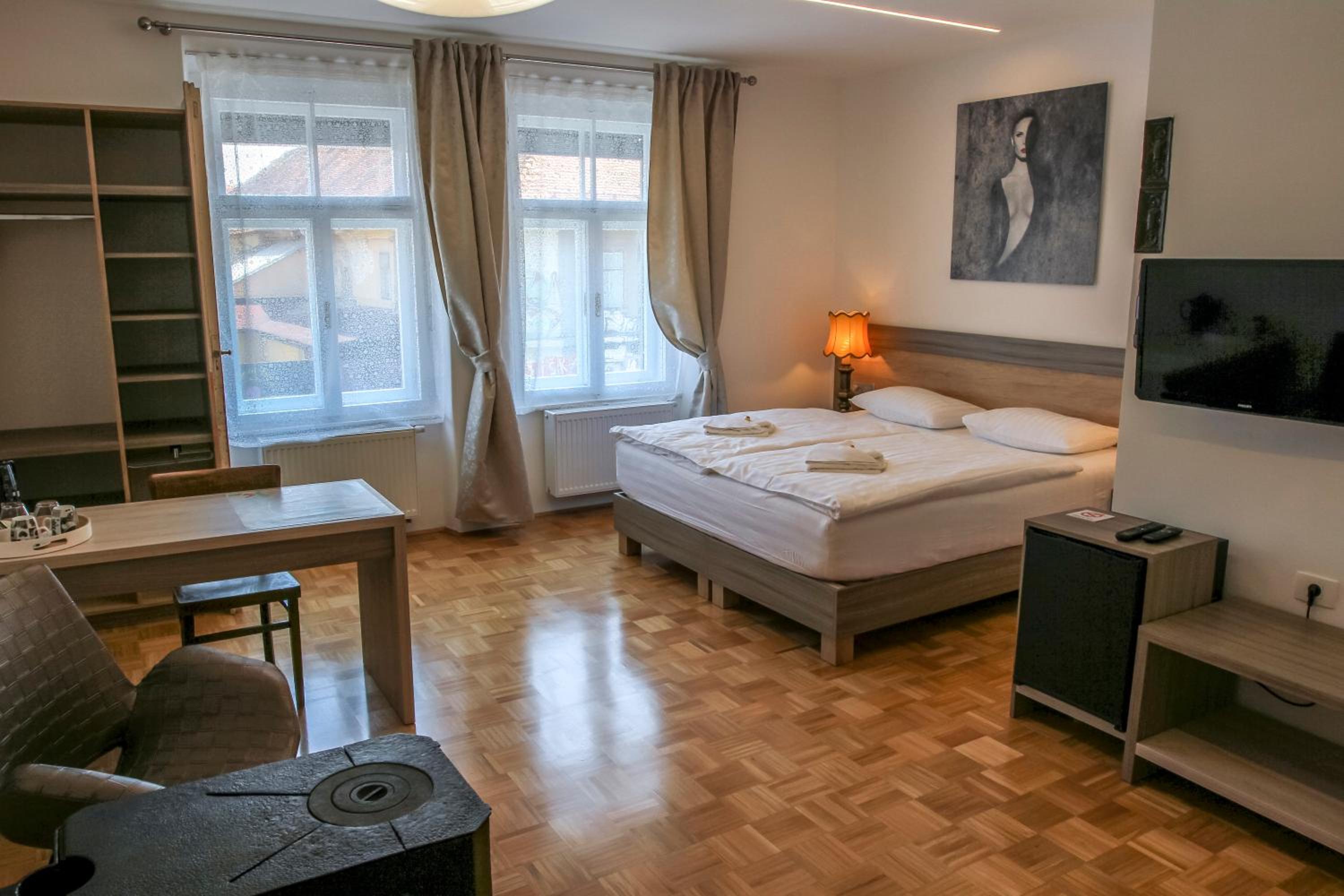 Superior Double Room with Private Bathroom photo 1