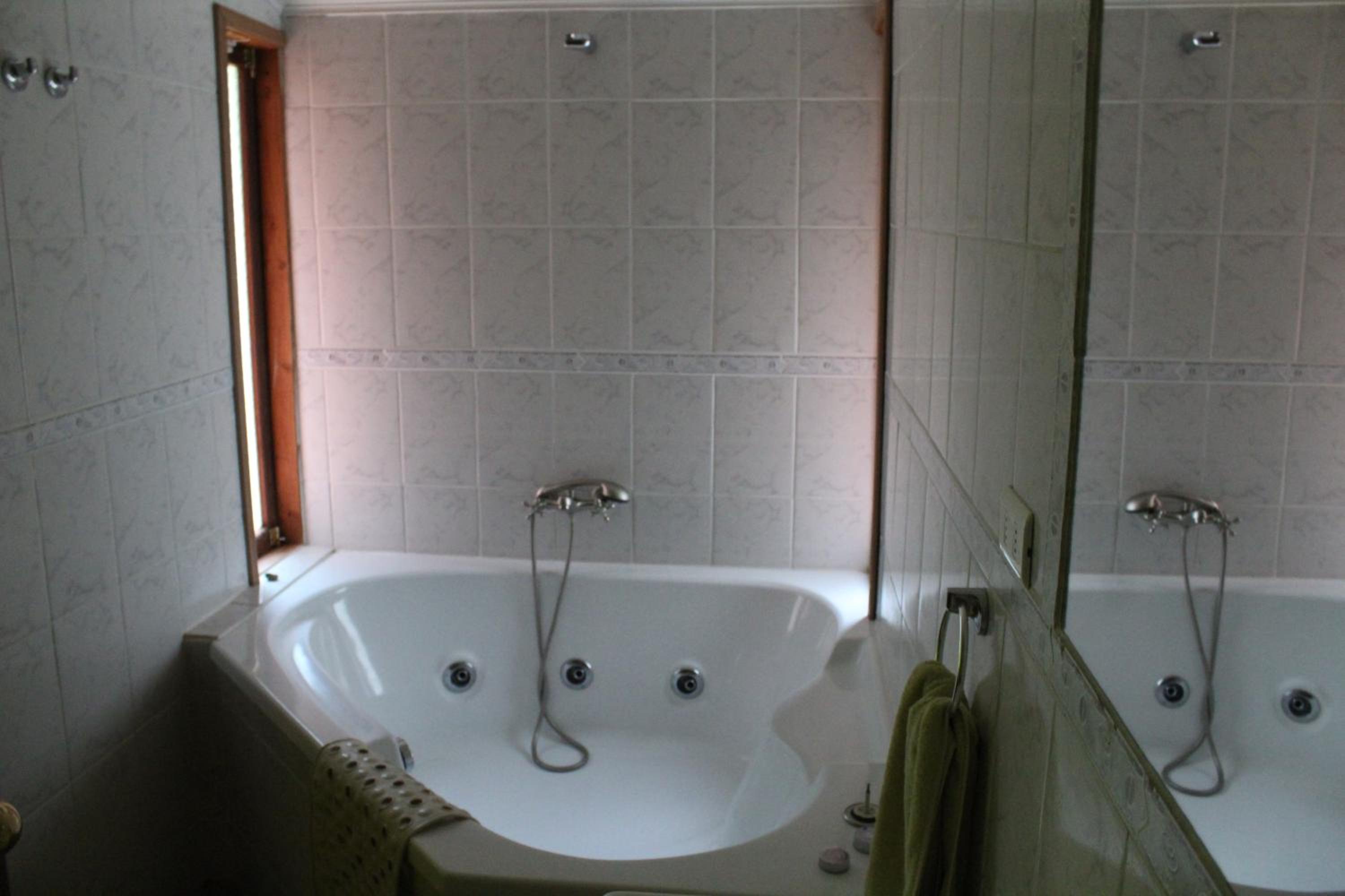 Three-Bedroom Chalet photo 1