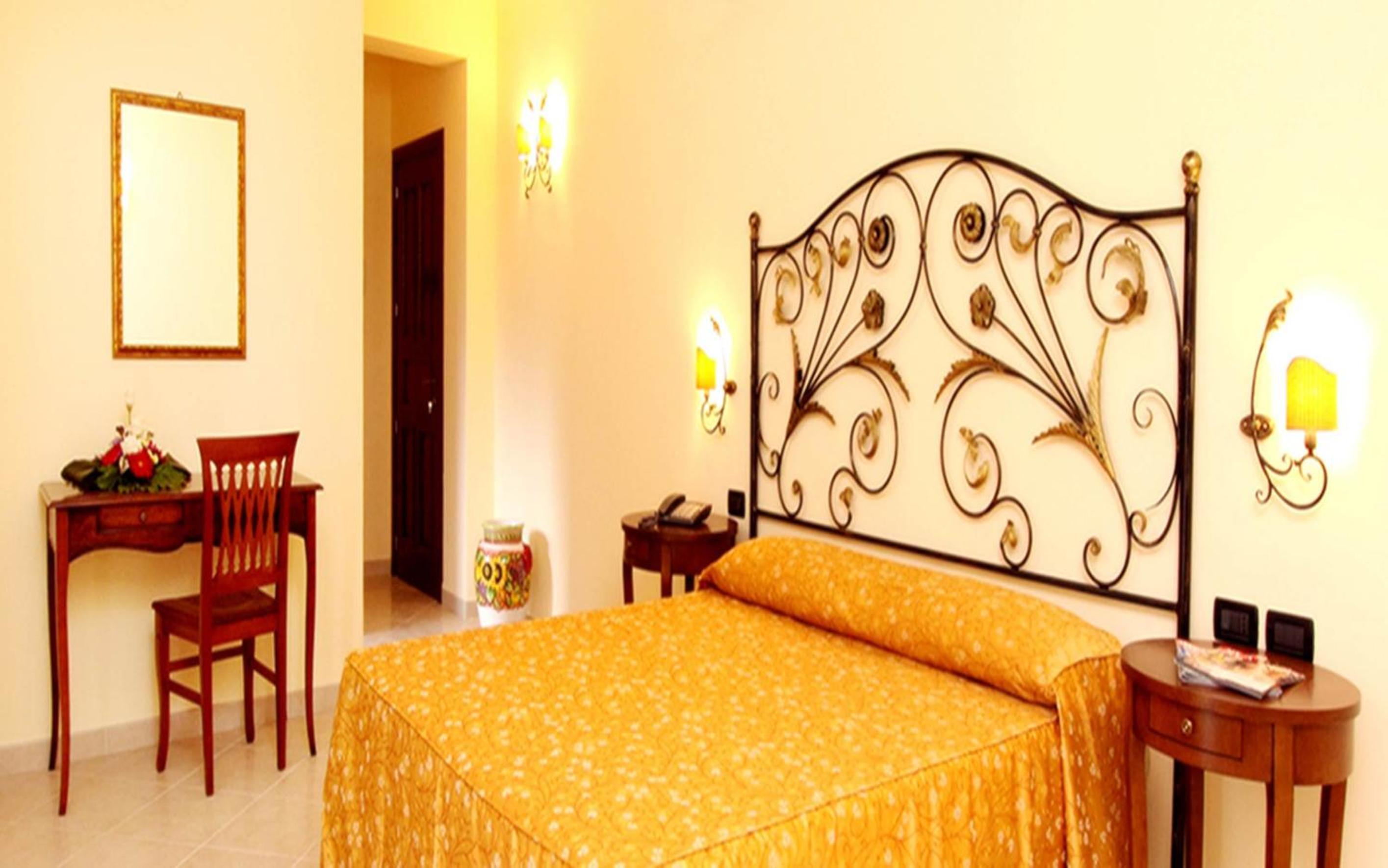 Deluxe Triple Room photo 1