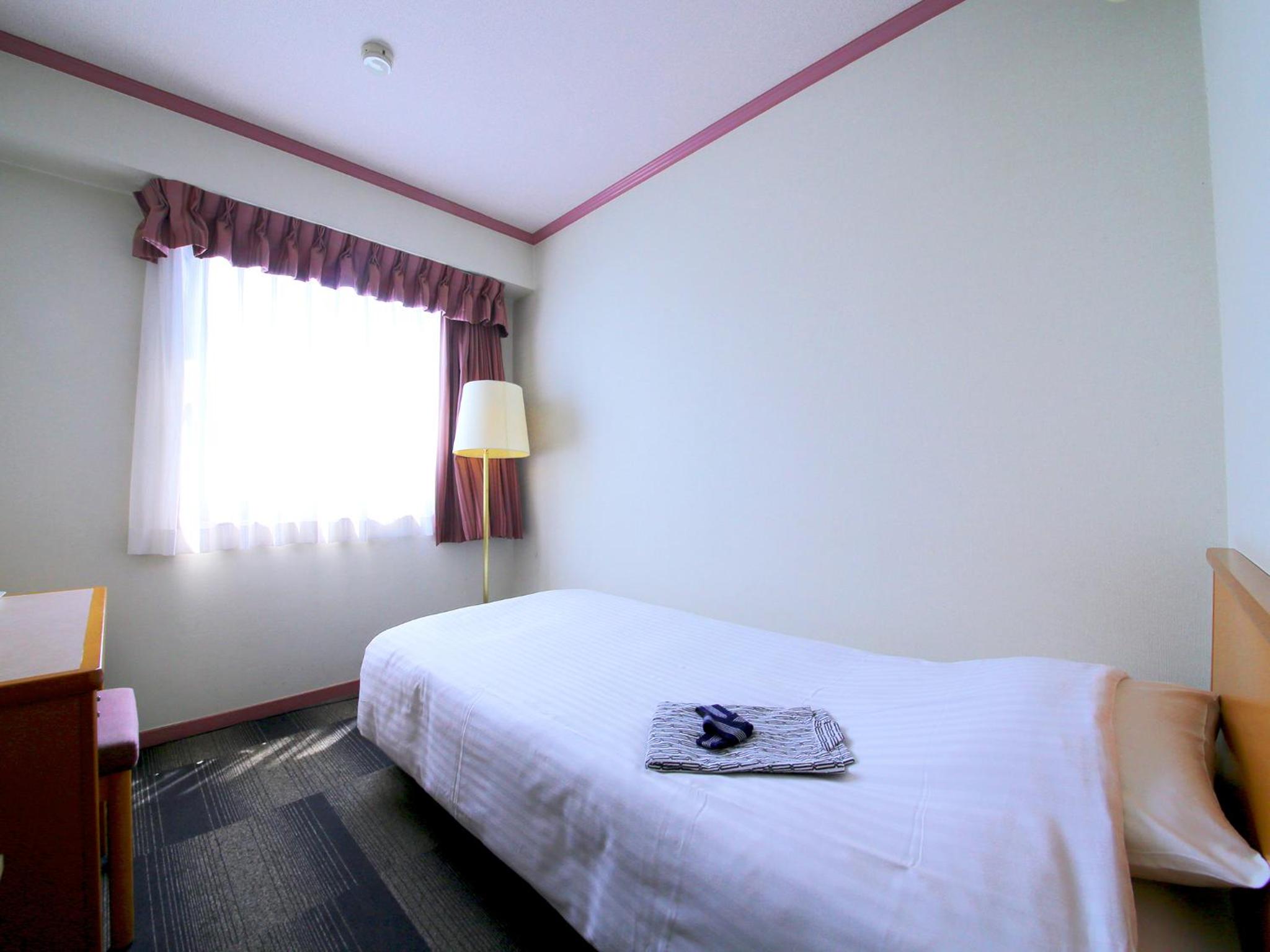 Standard Single Room - Non-Smoking