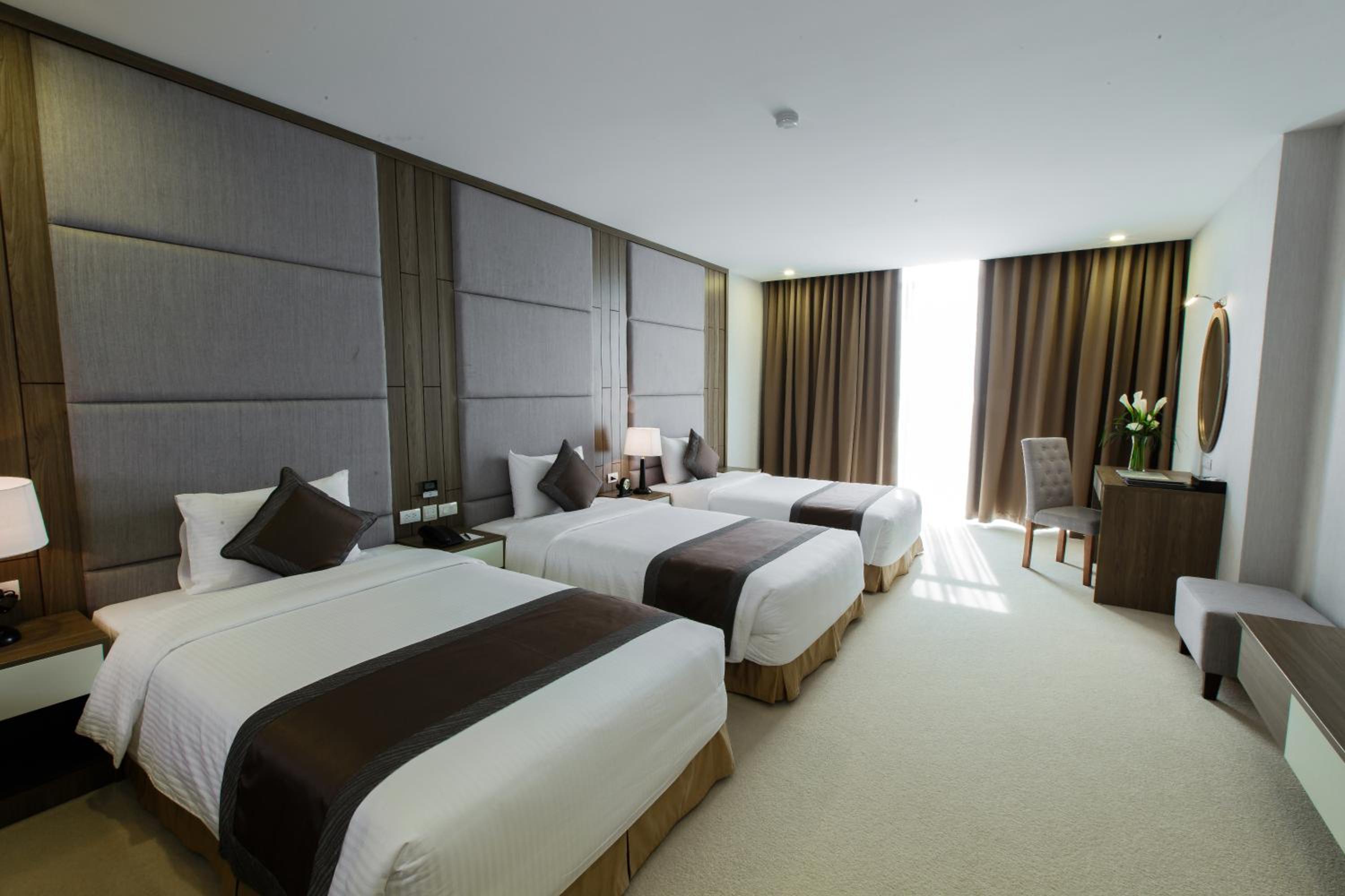 Deluxe Triple Room photo 3