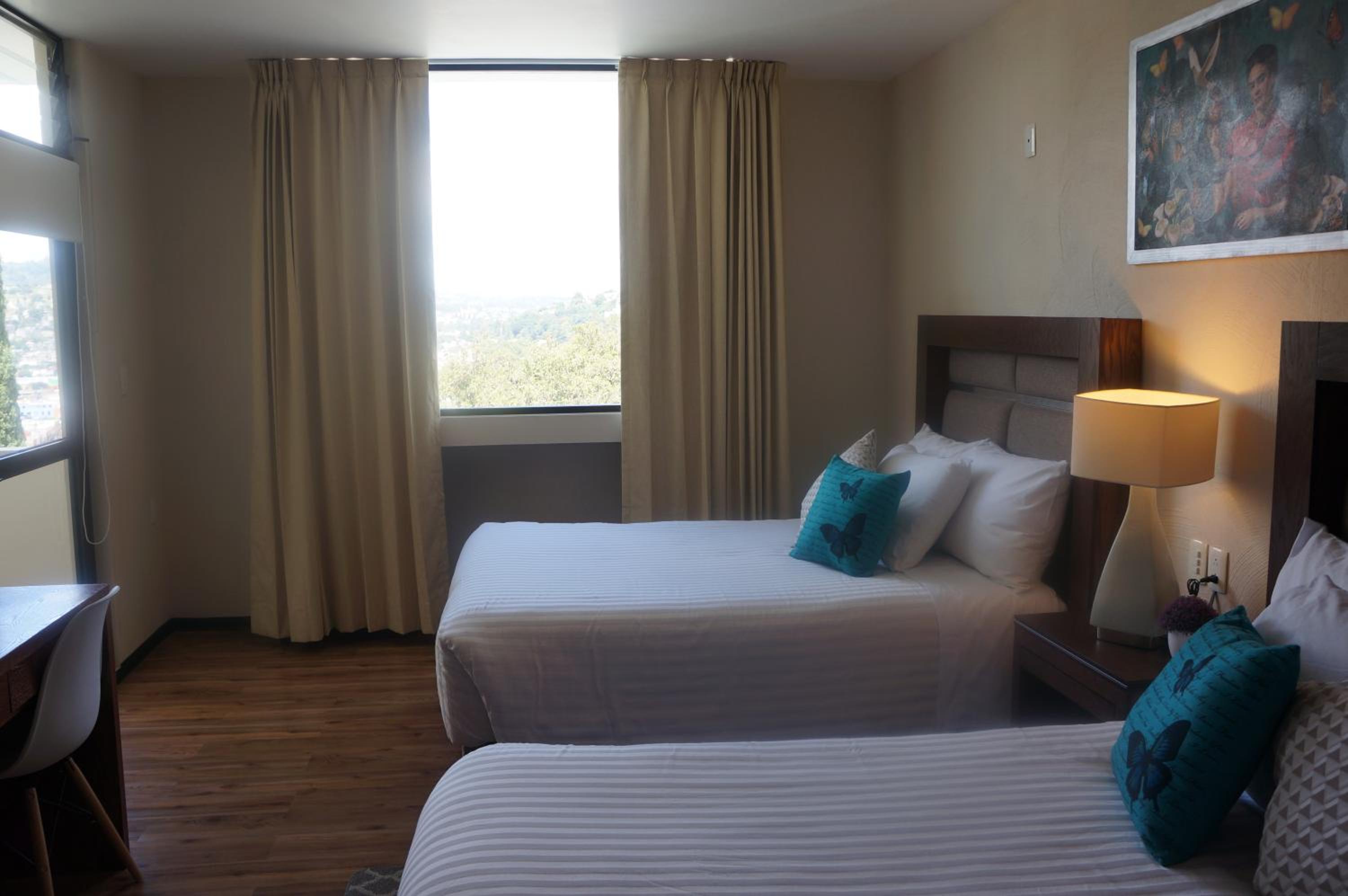 Twin Room - Photo 6
