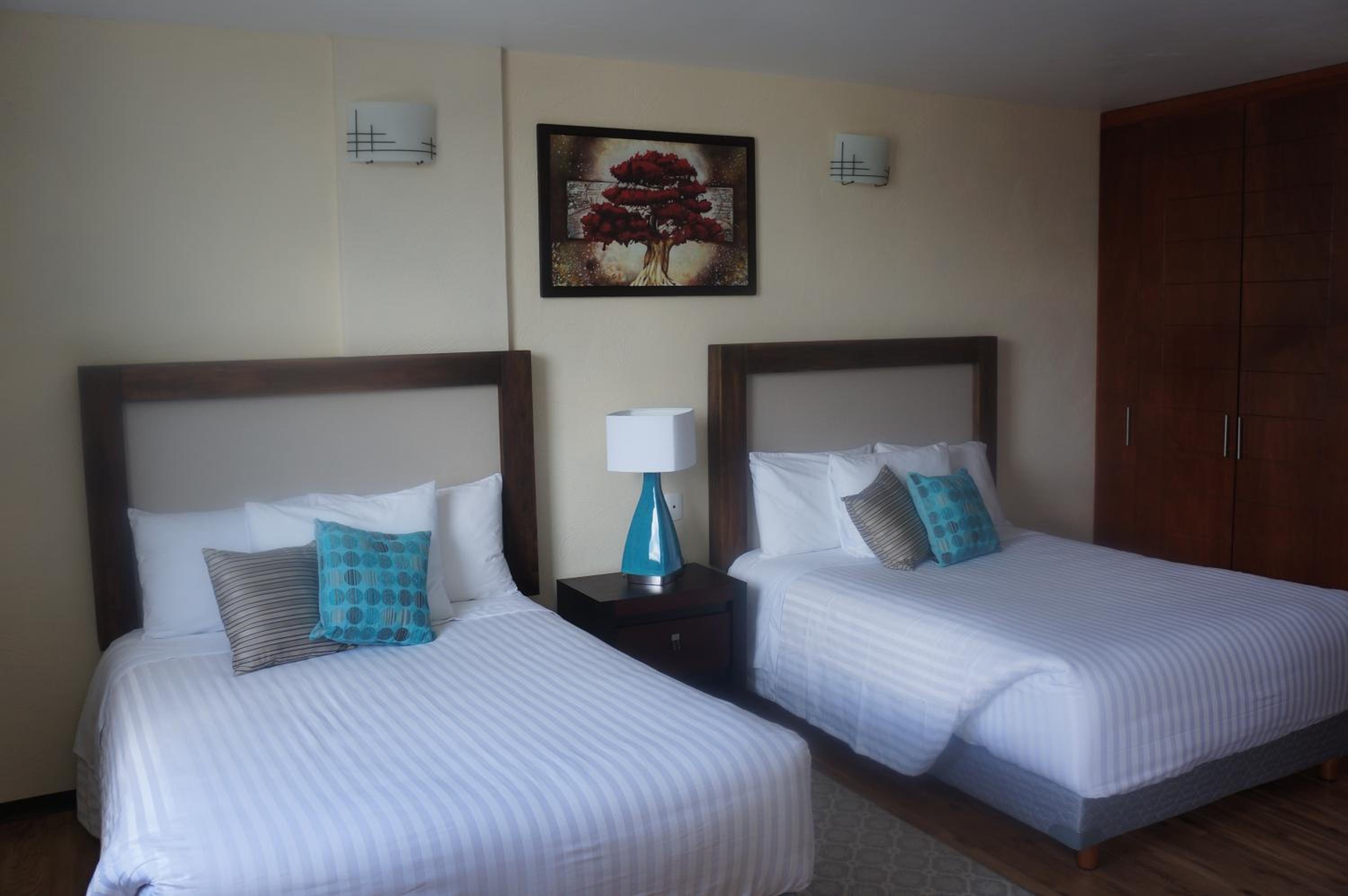 Twin Room - Photo 5