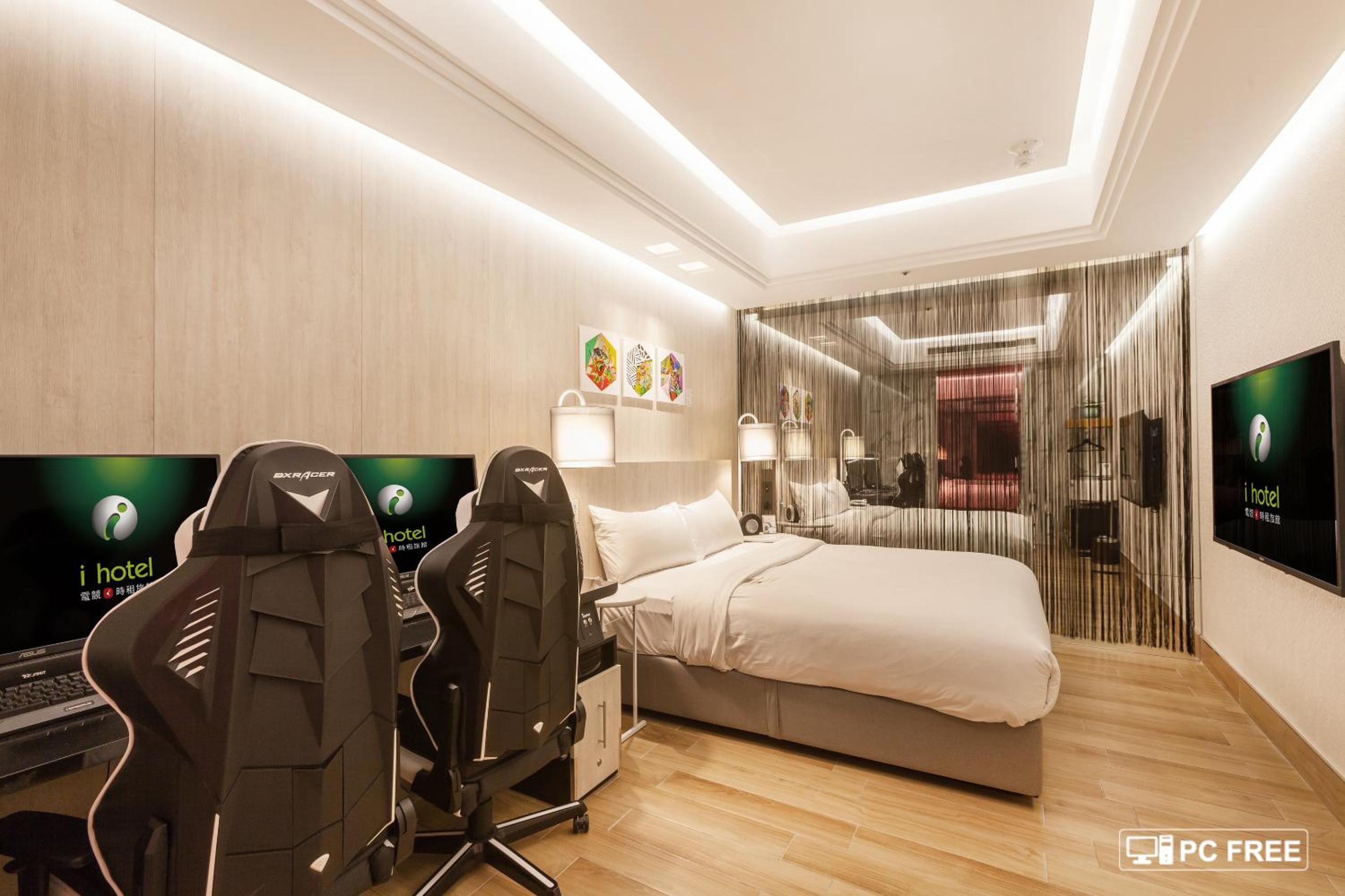 Double Room with Valentine's Day Package photo 1