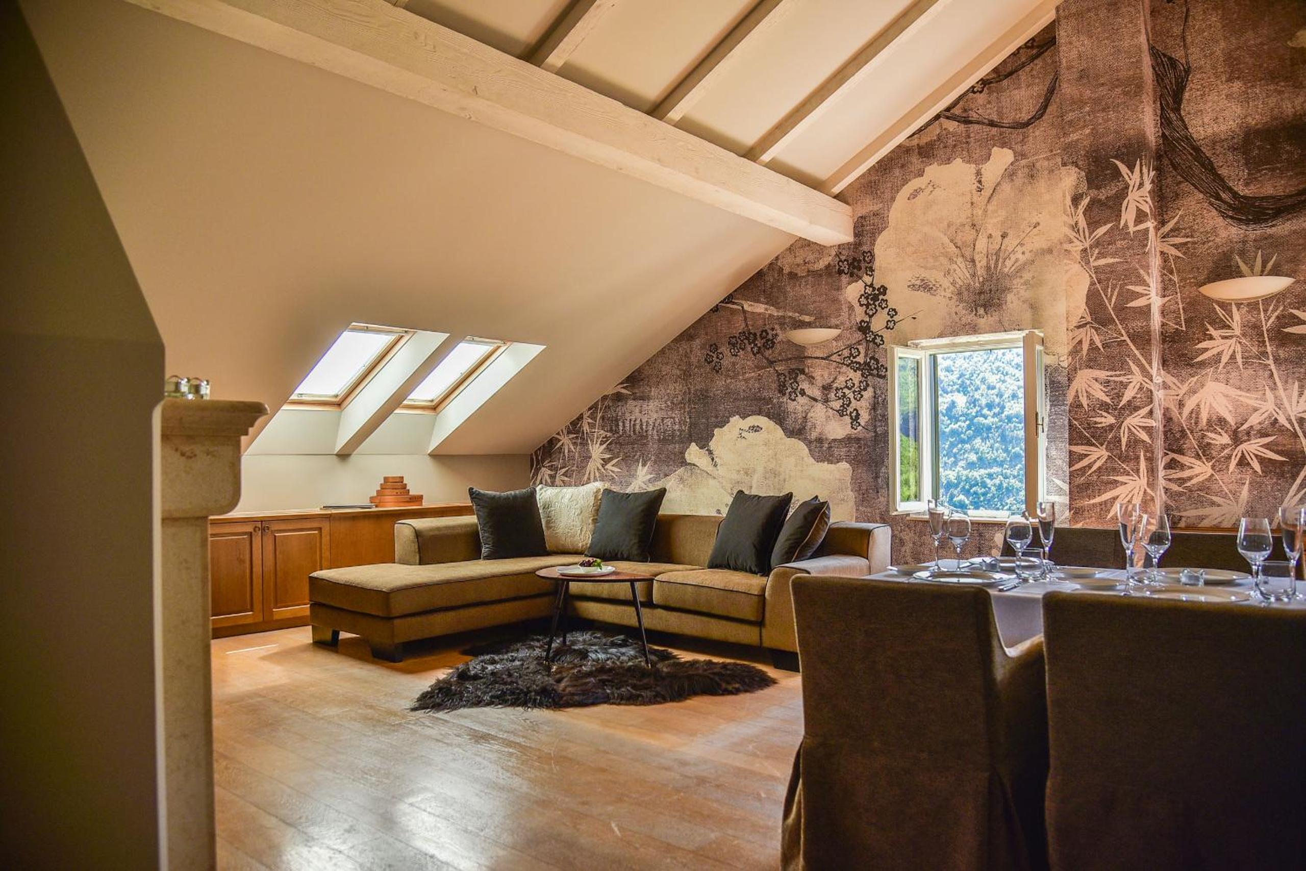 Superior Suite - Photo 1