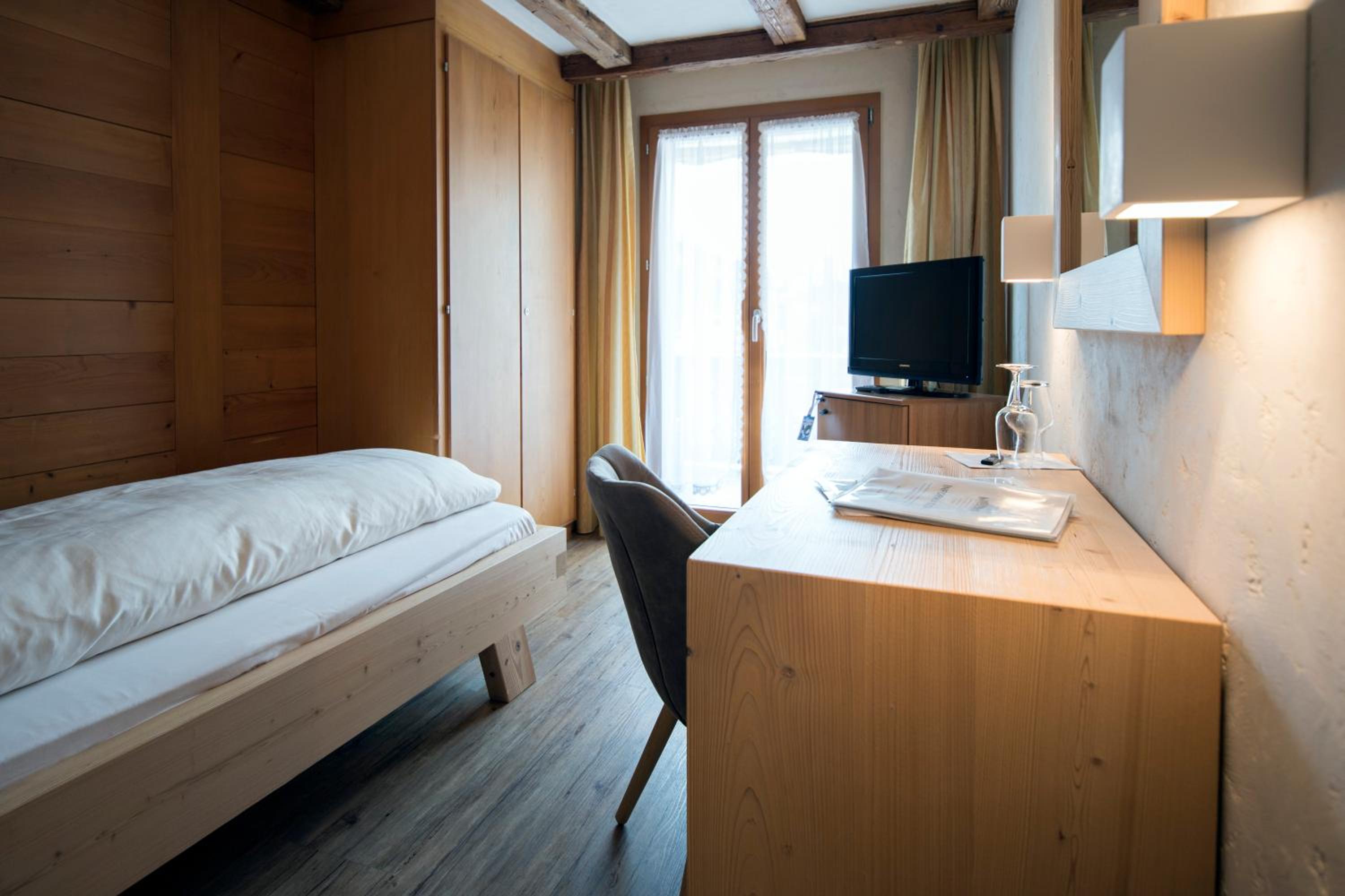 Single Room photo 3