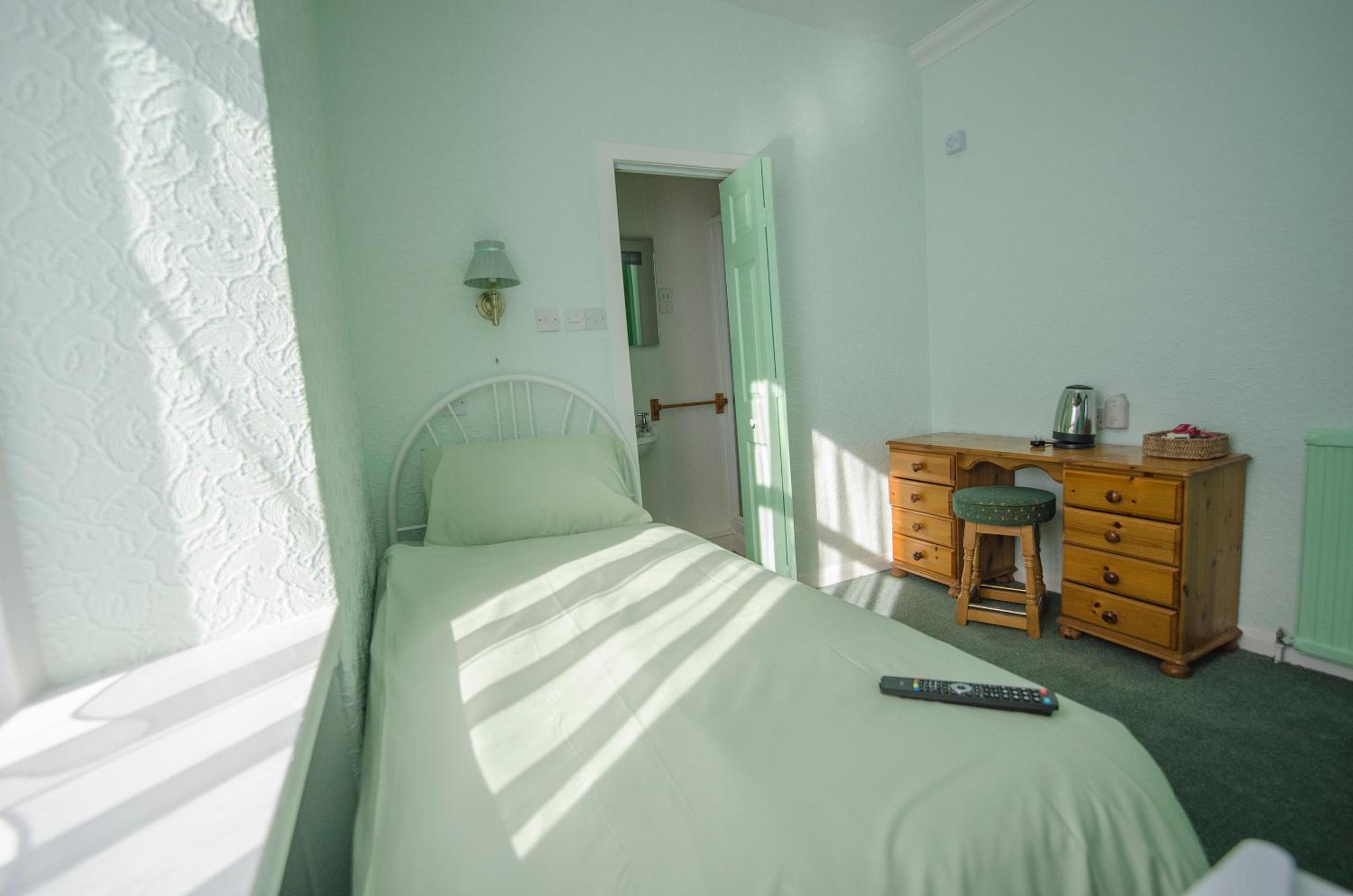 Budget Single Room
