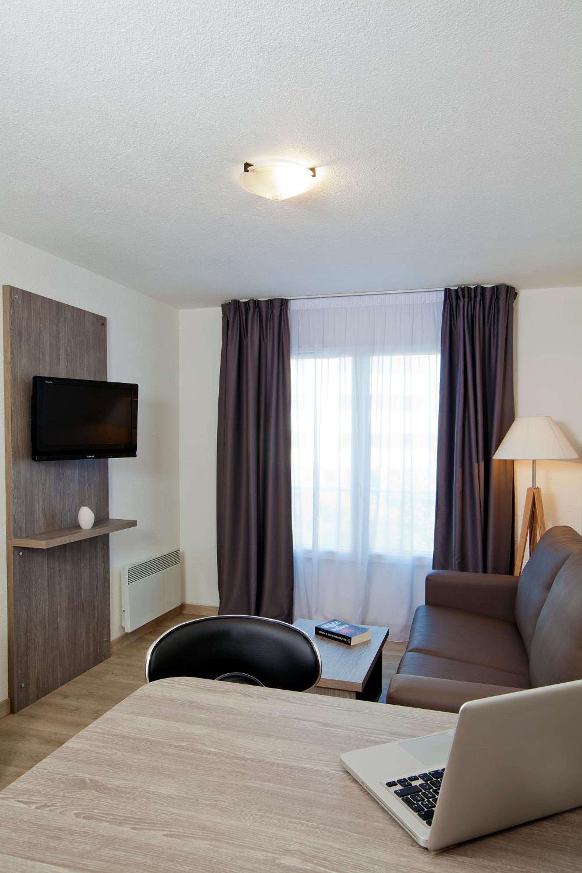 2 Room Apartment 2-4 People - Photo 5