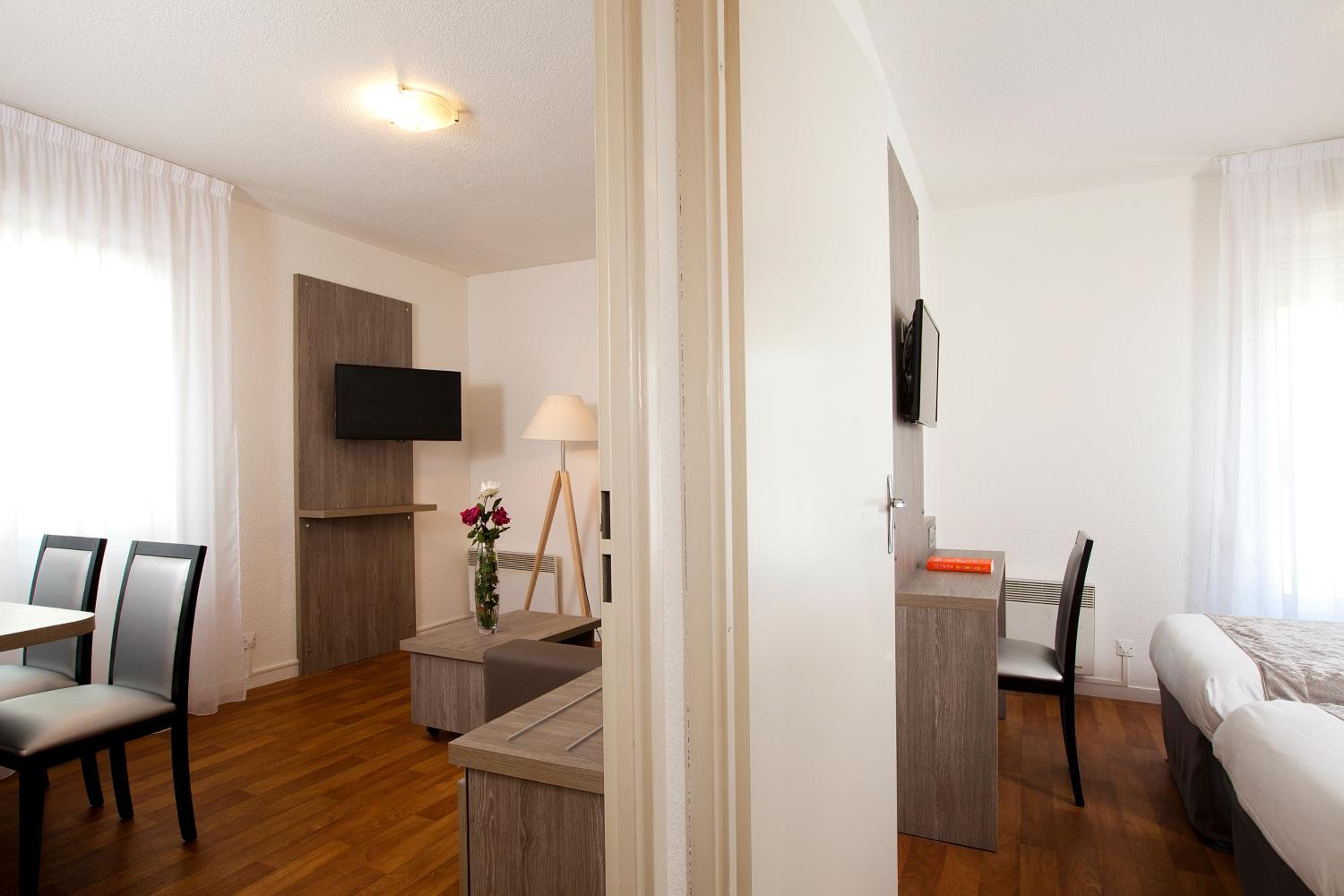 2 Room Apartment 2-4 People - Photo 4
