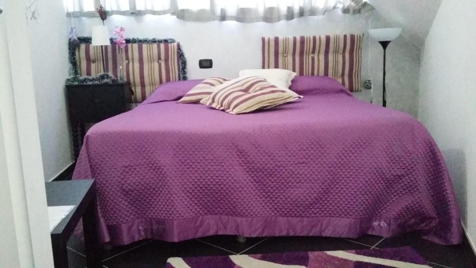 Small Double Room - Photo 1