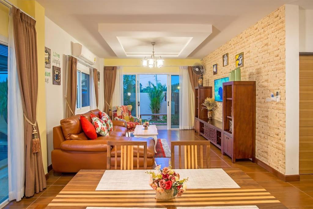 Villa - Photo 4