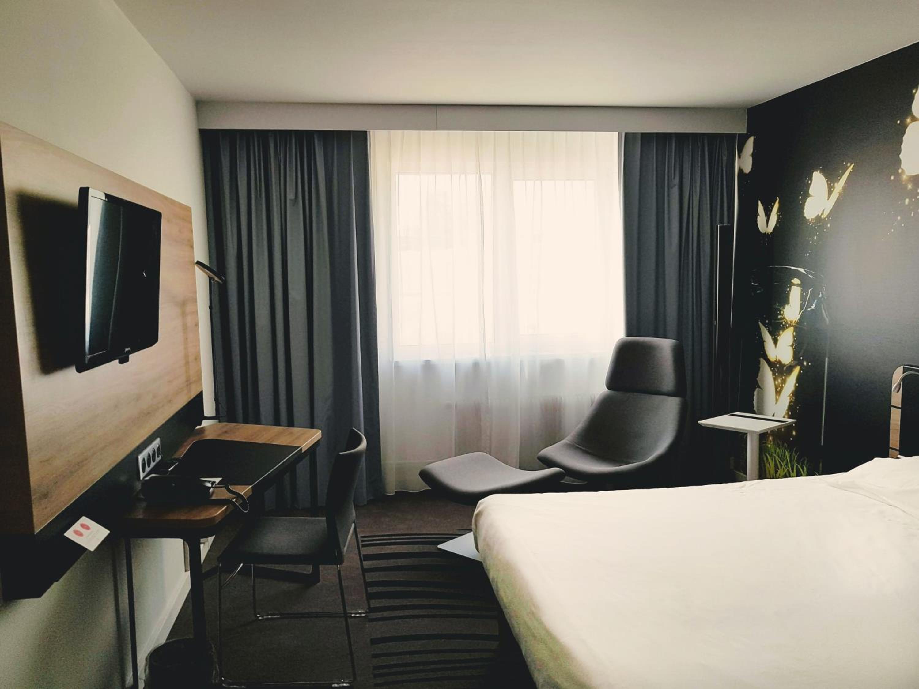 Executive Double Room - Photo 7