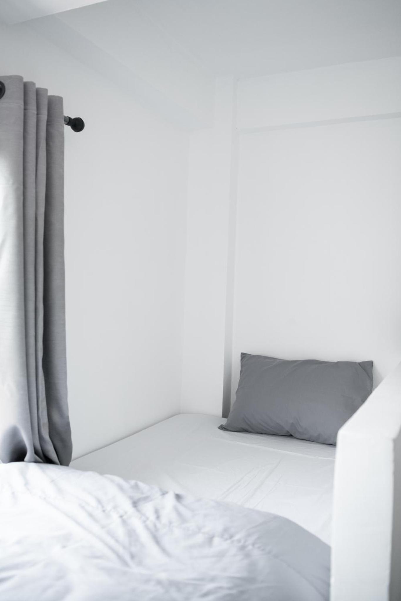 Standard Twin Room - Photo 2