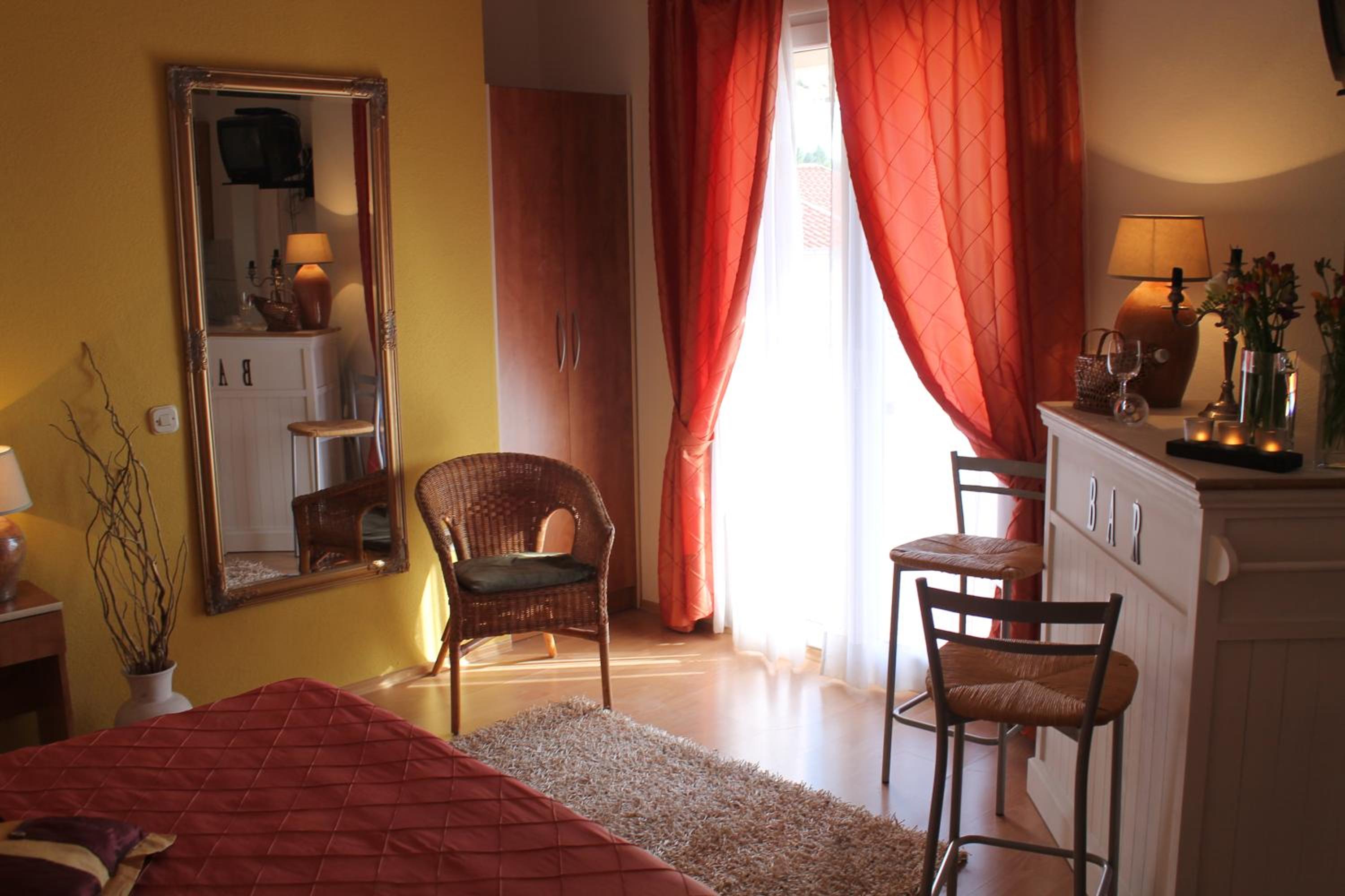 Double or Twin Room with Sea View