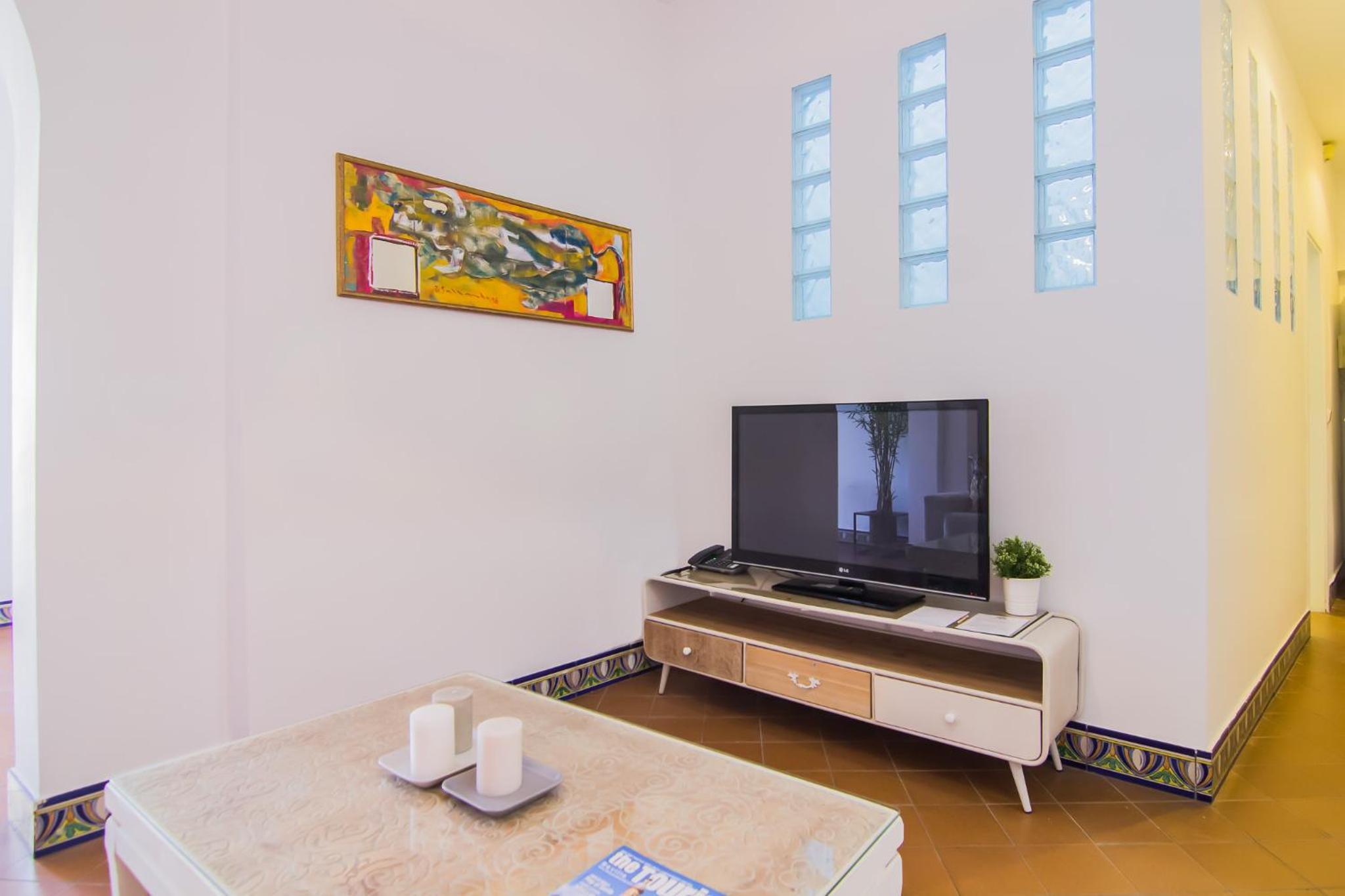 Two-Bedroom Apartment - Photo 26