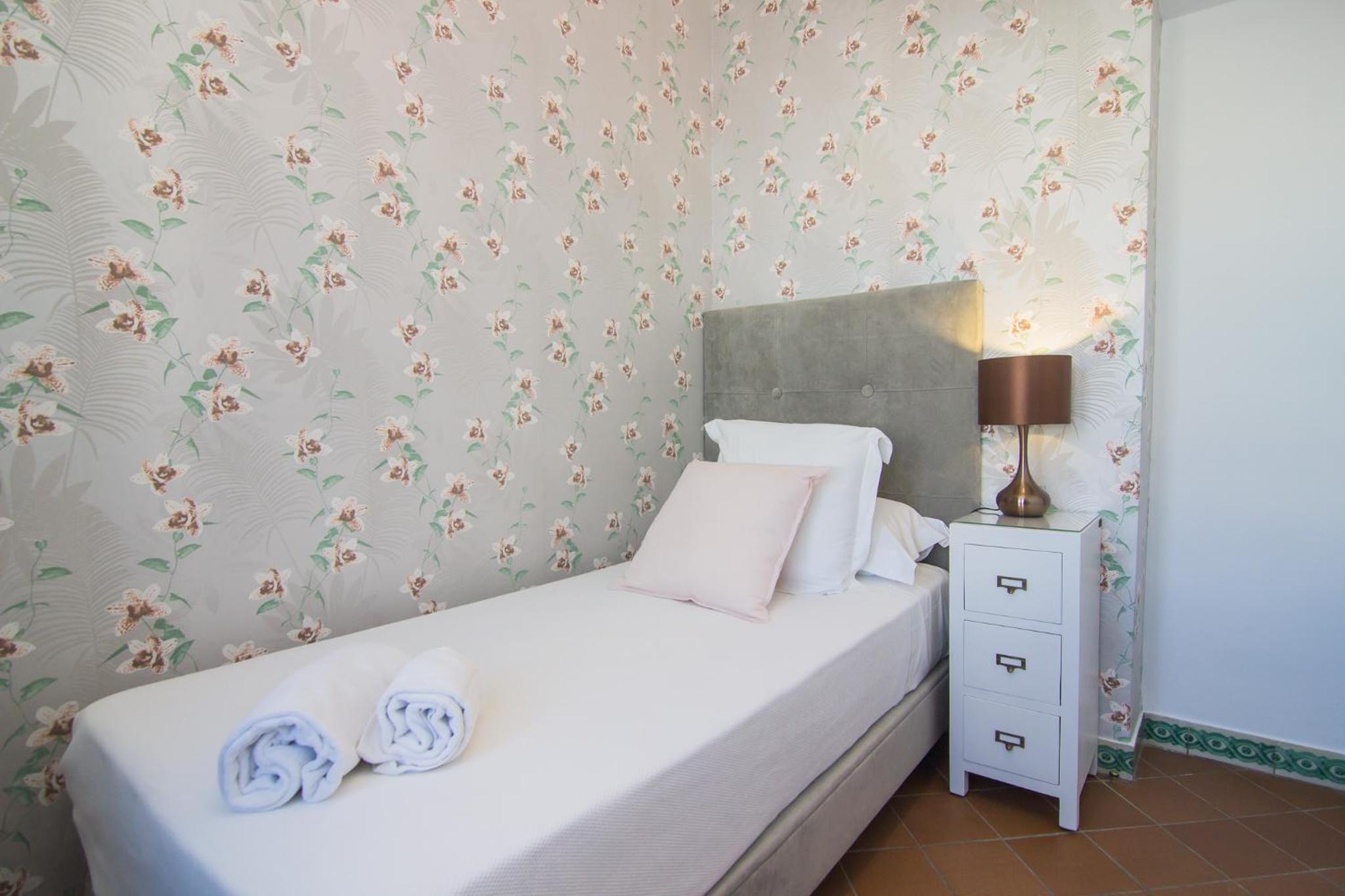 Two-Bedroom Apartment - Photo 11