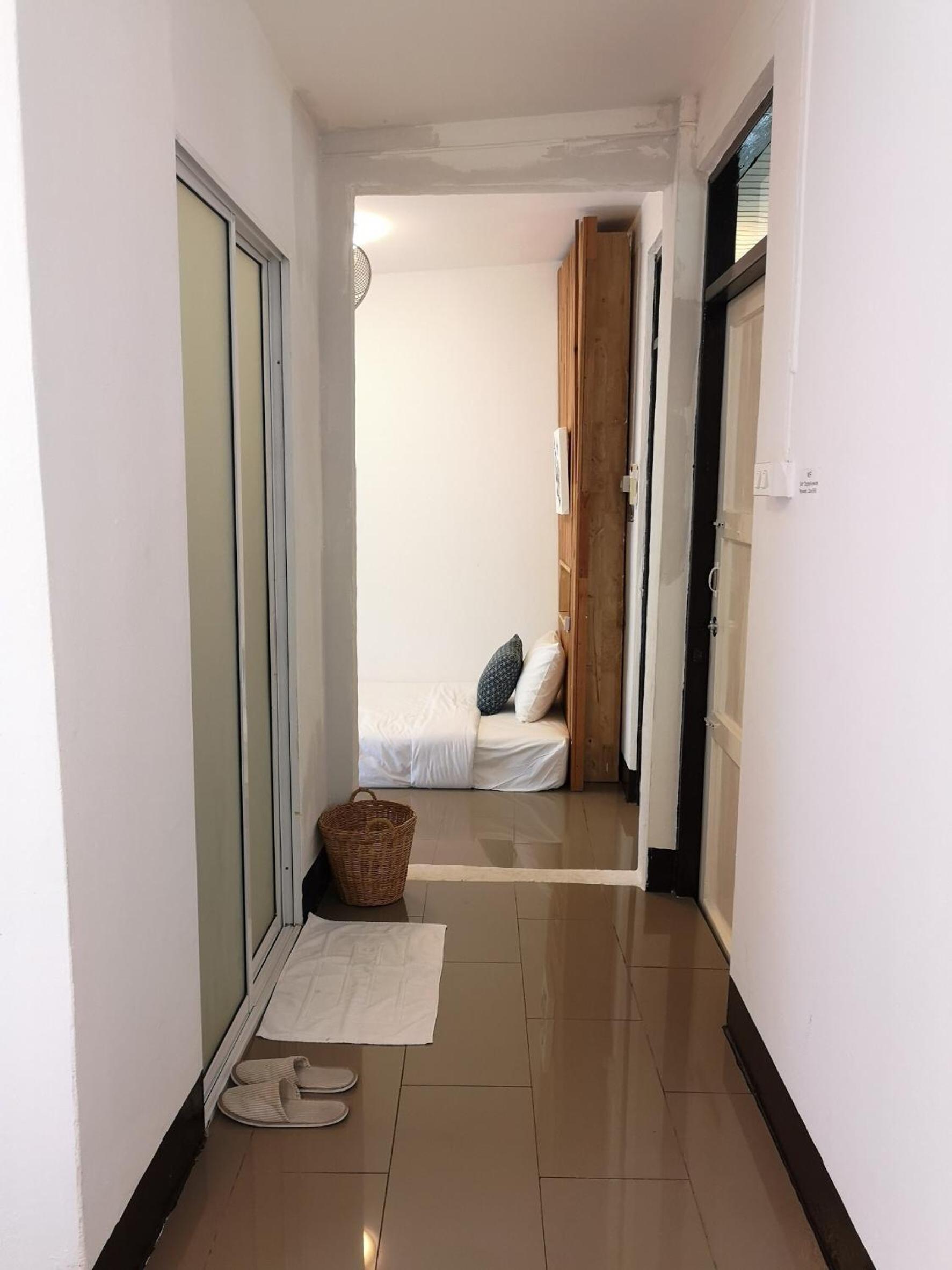 Standard Triple Room - Photo 6