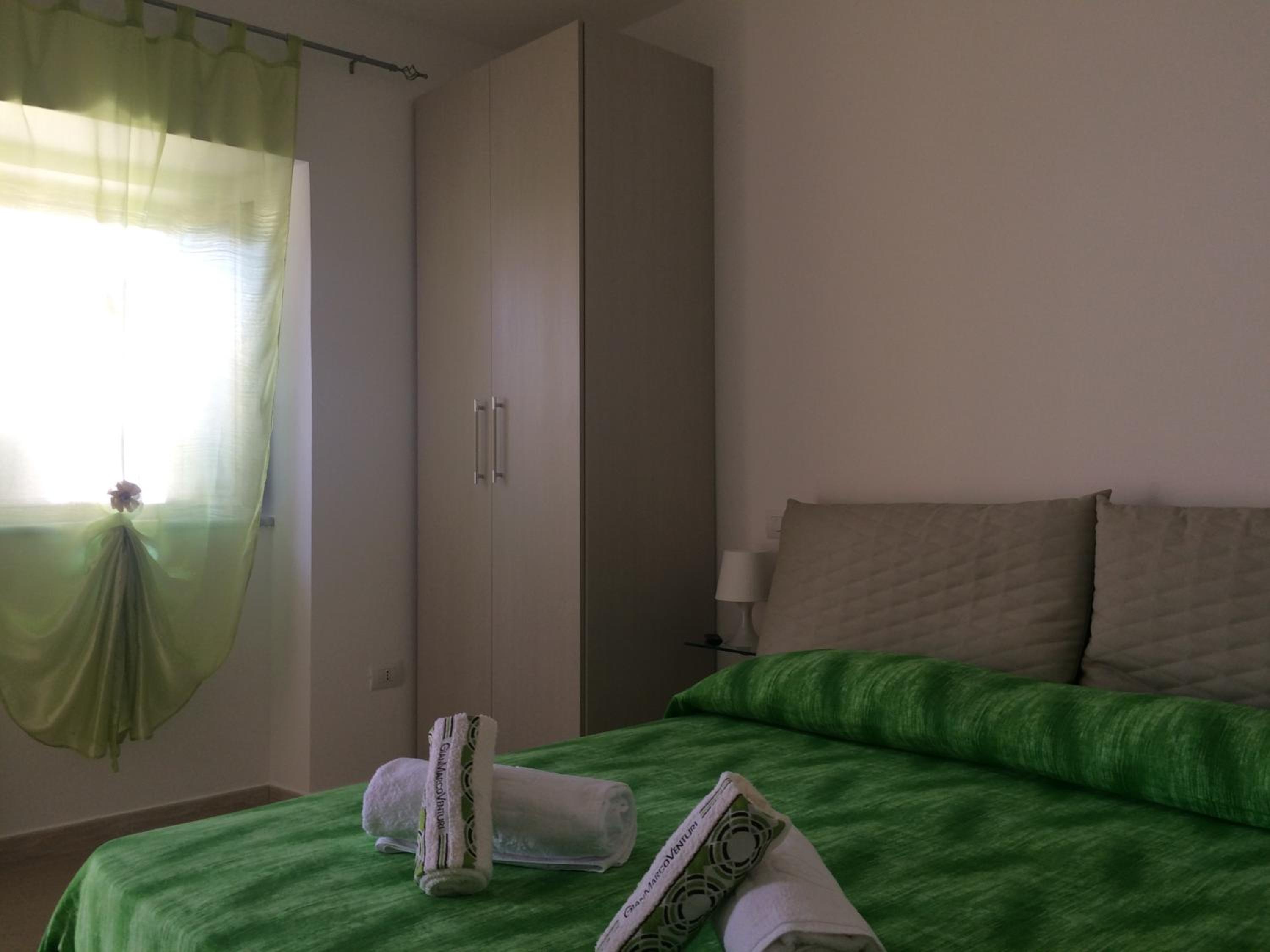 Standard Triple Room photo 2
