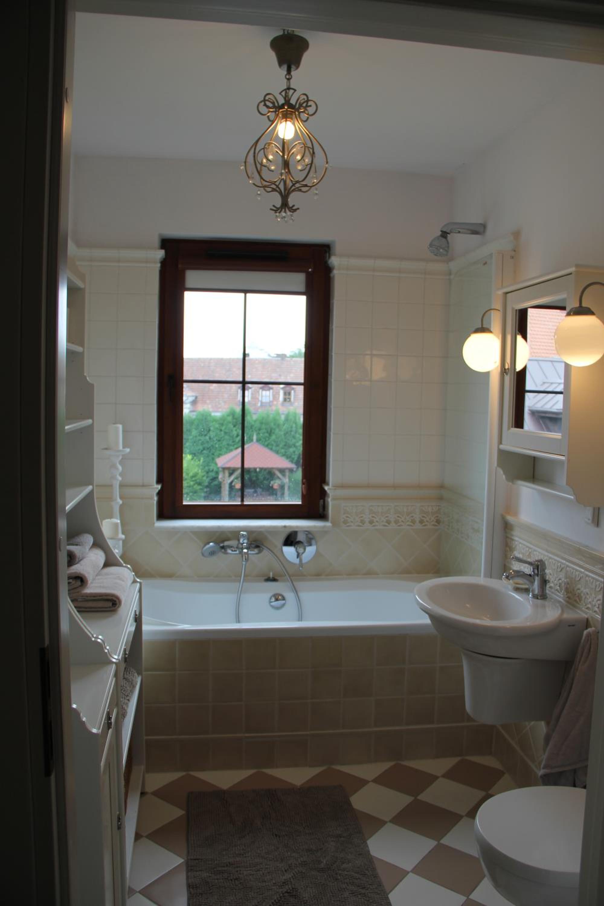 Two-Bedroom Apartment - Photo 7