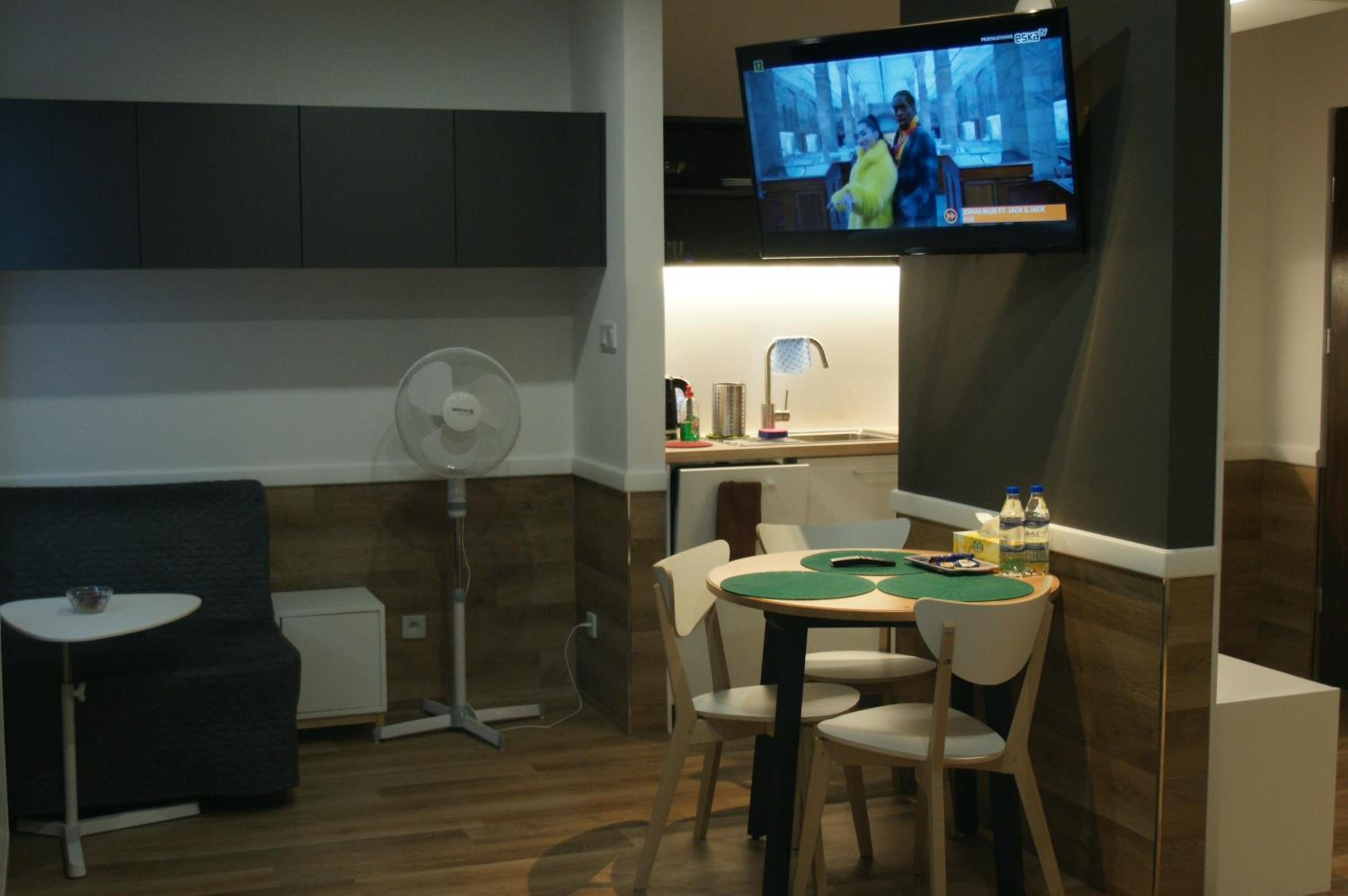 Apartment - Photo 5