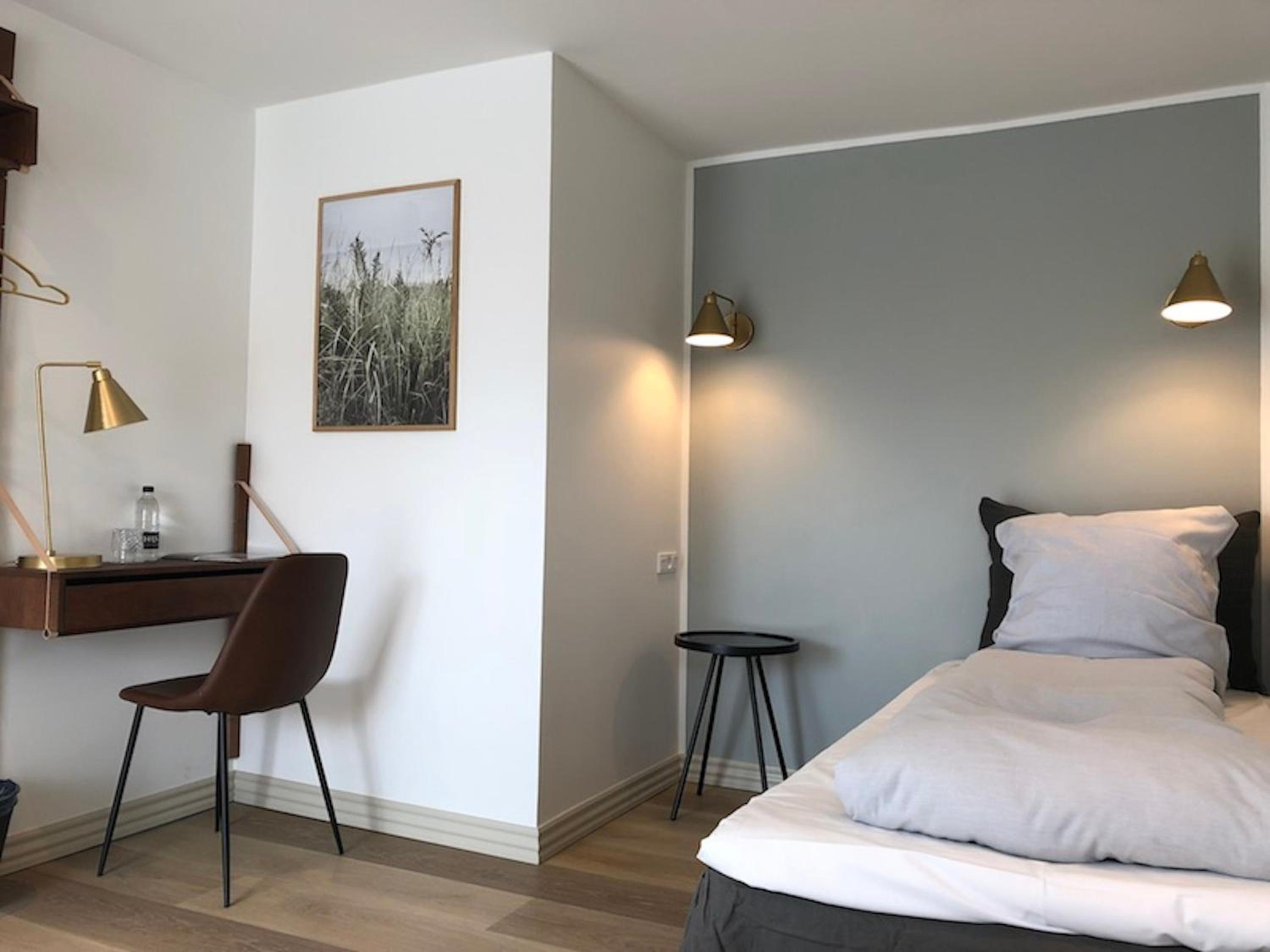 Single Room with Bathroom