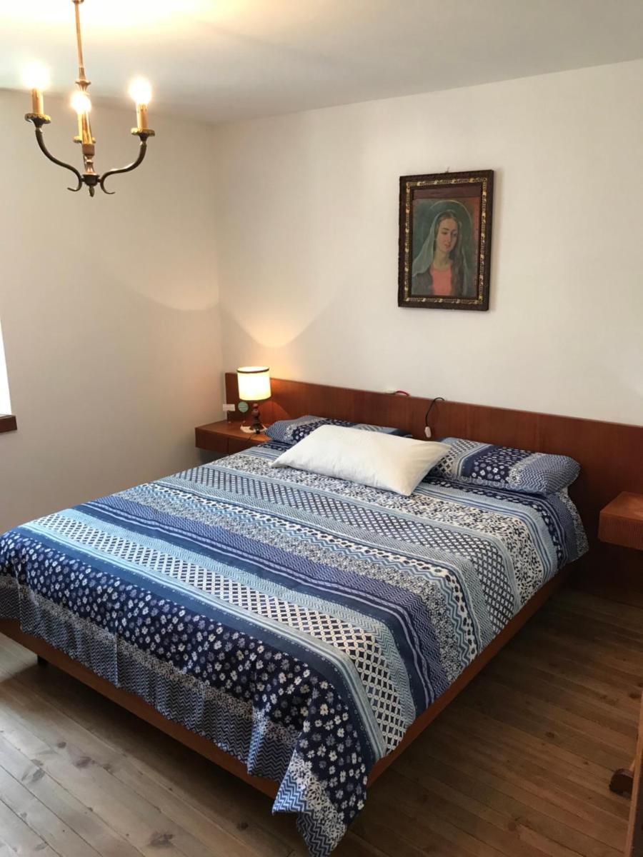 Double Room with Garden View and Private Bathroom photo 1