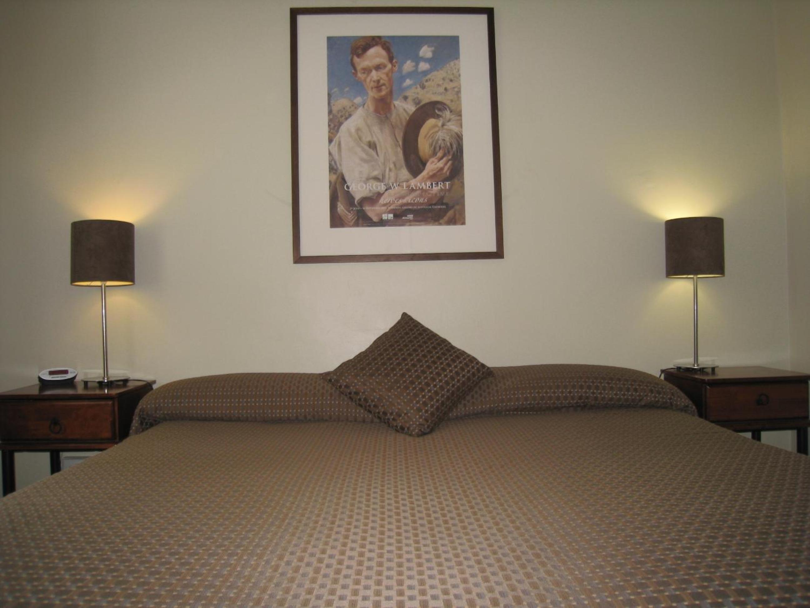 Queen Room - Photo 2
