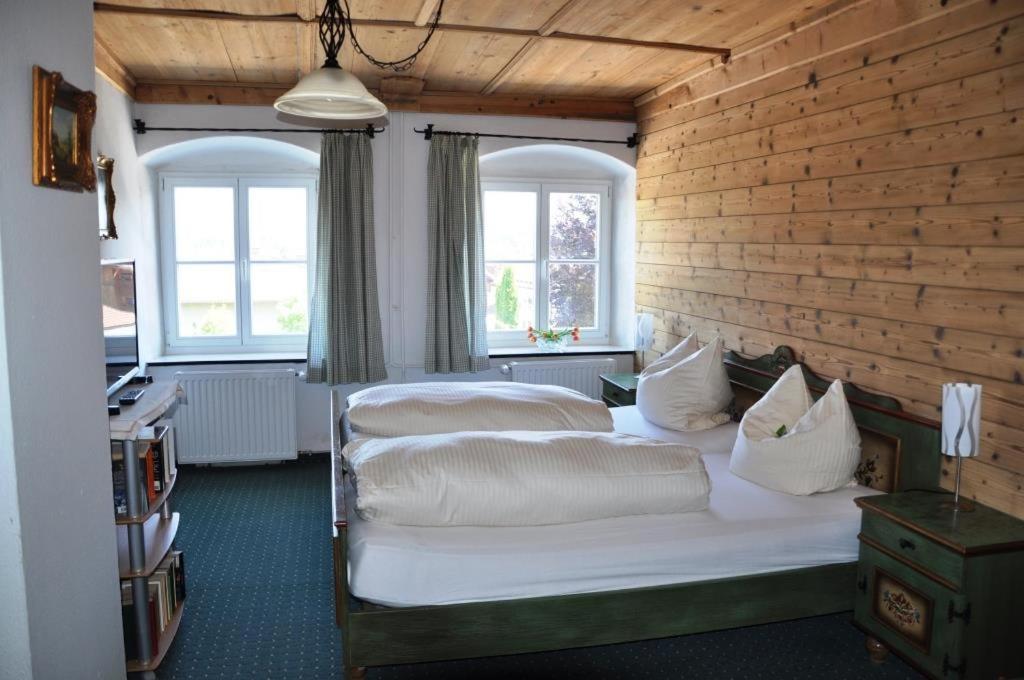 Standard Double Room photo 3