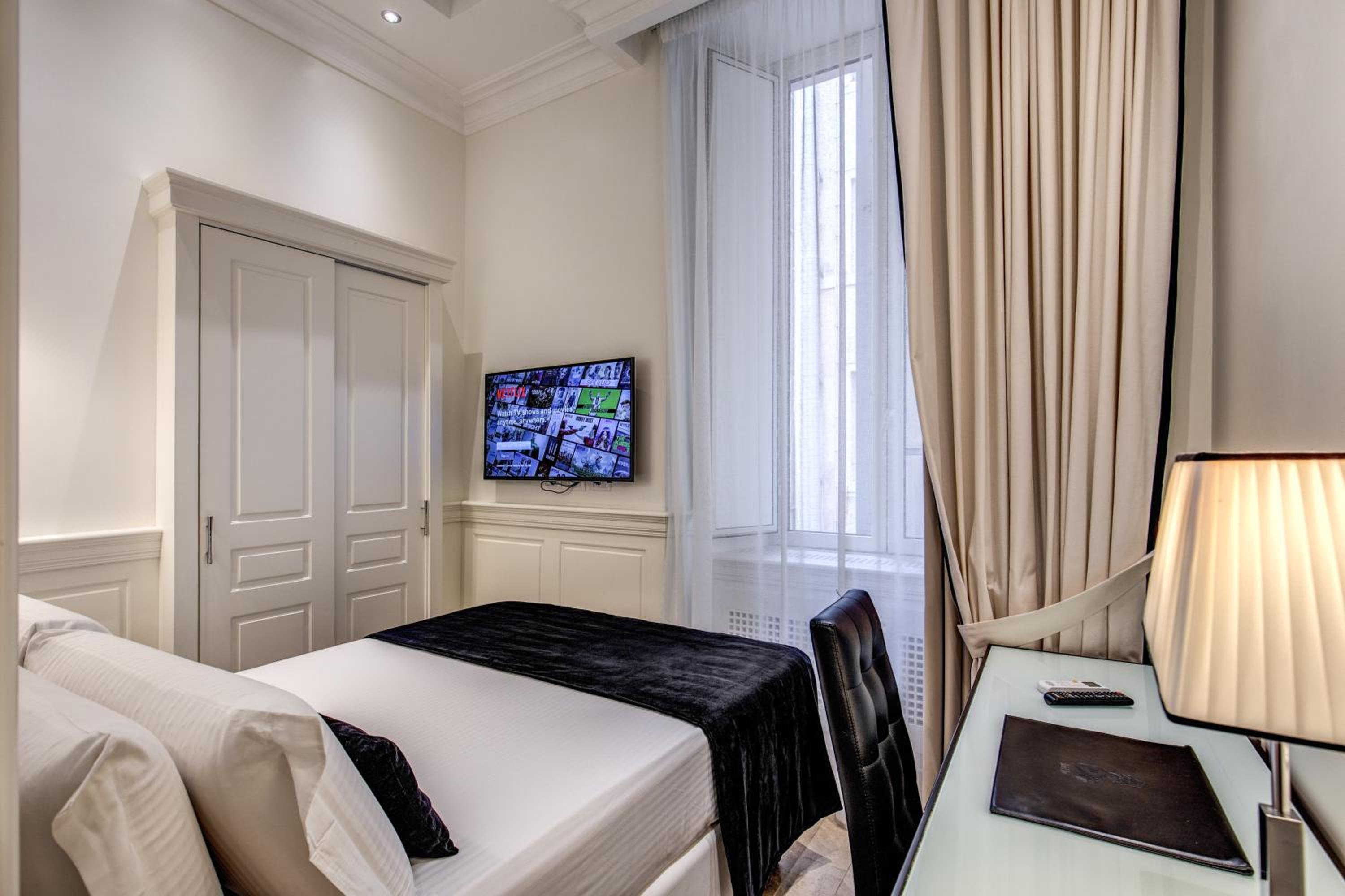 Single Room photo 1