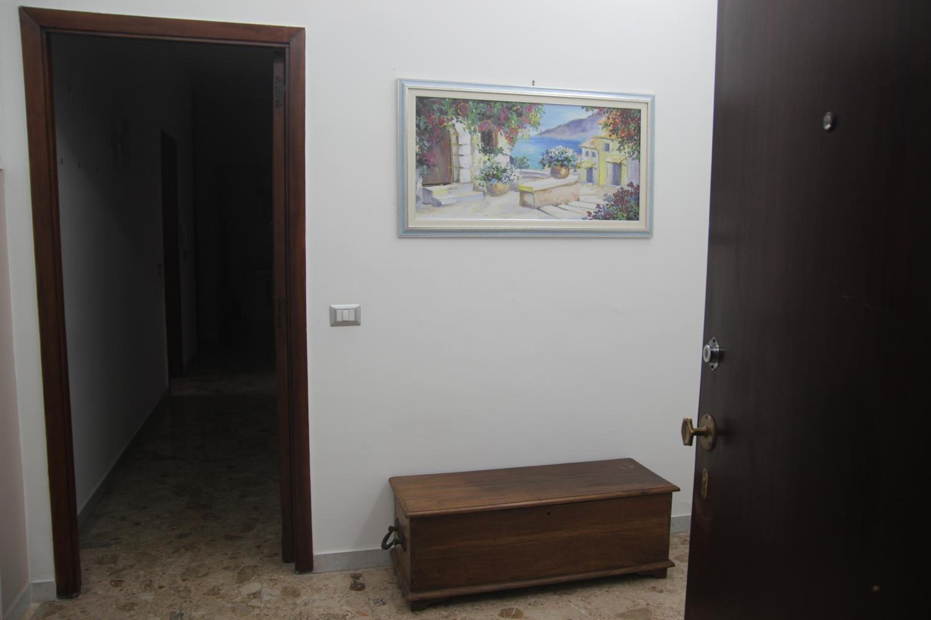 Apartment - Photo 2