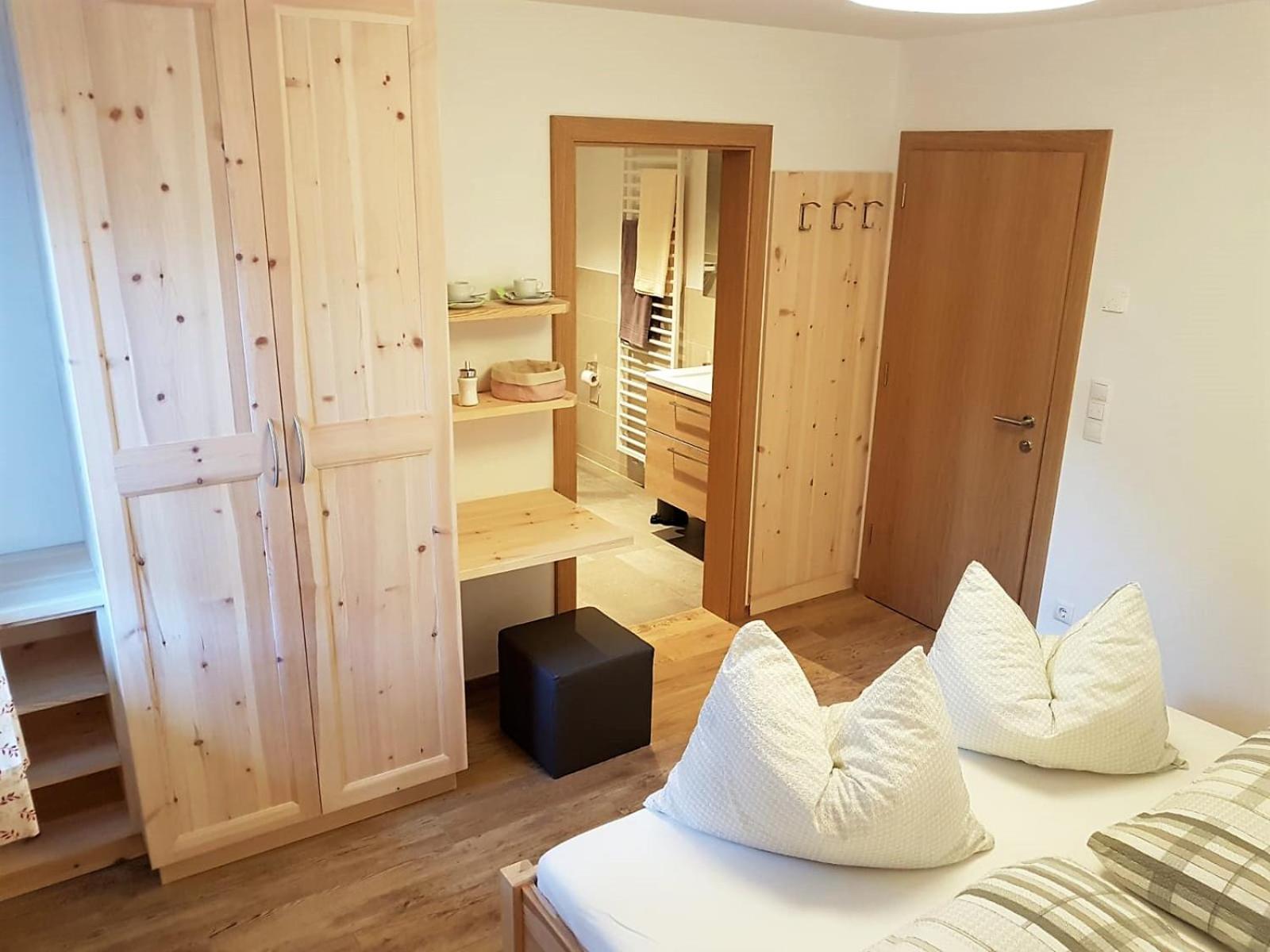 Double Room with Private Bathroom photo 1
