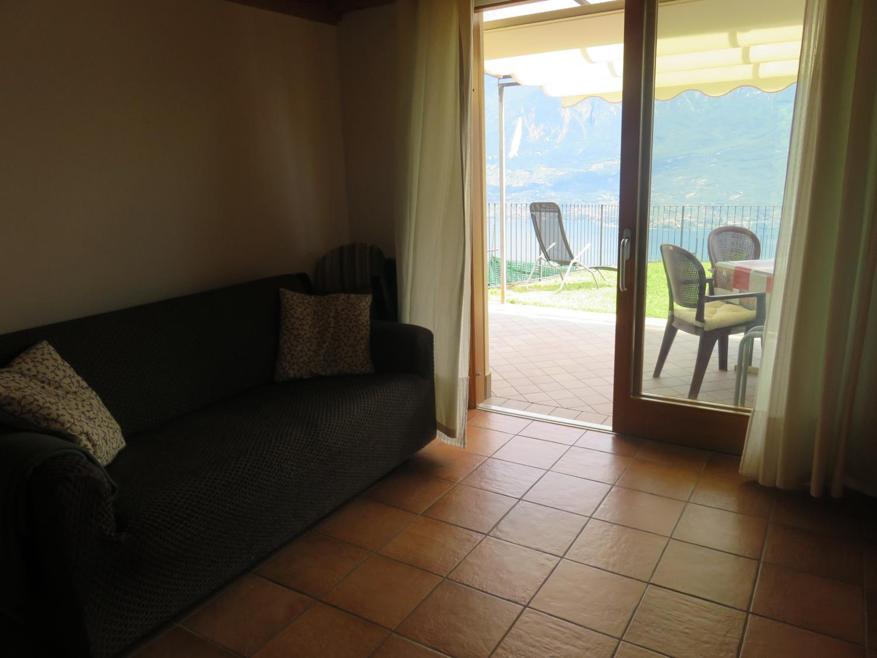 Maisonette with Garden and Lake View