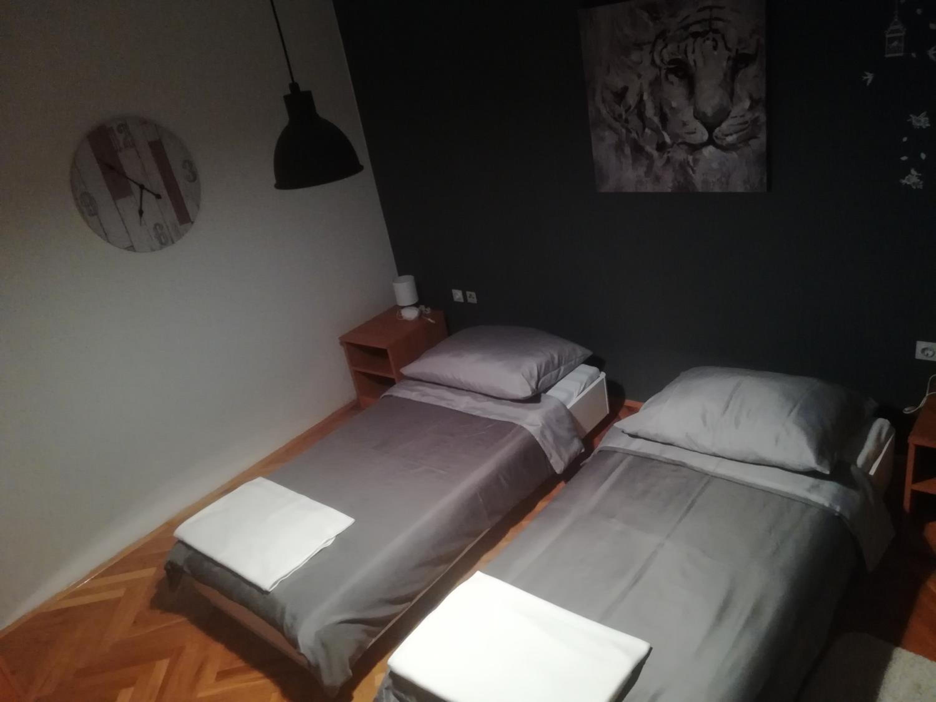 One-Bedroom Apartment - Photo 5