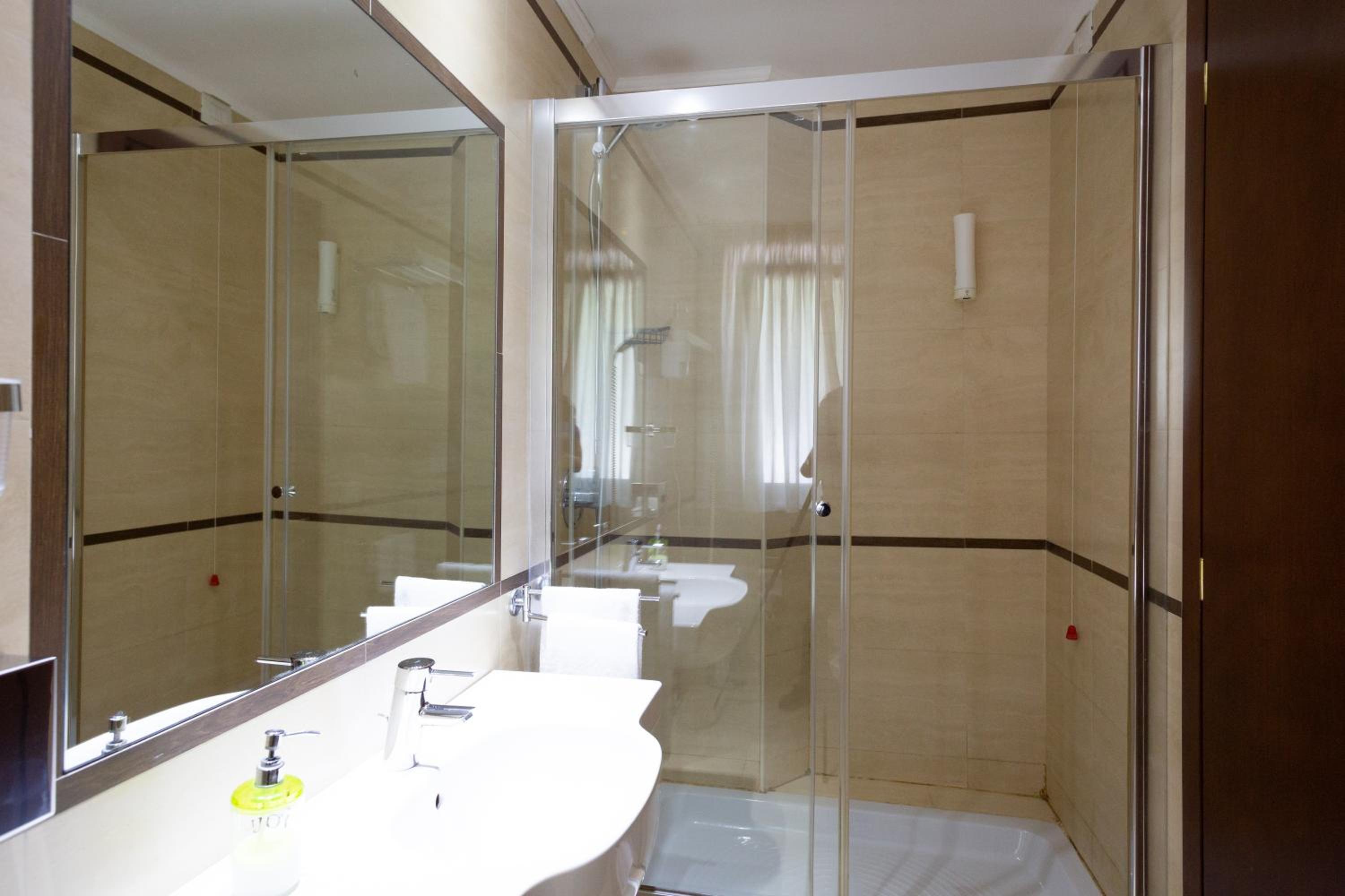 Double Room (1 Adult) photo 2