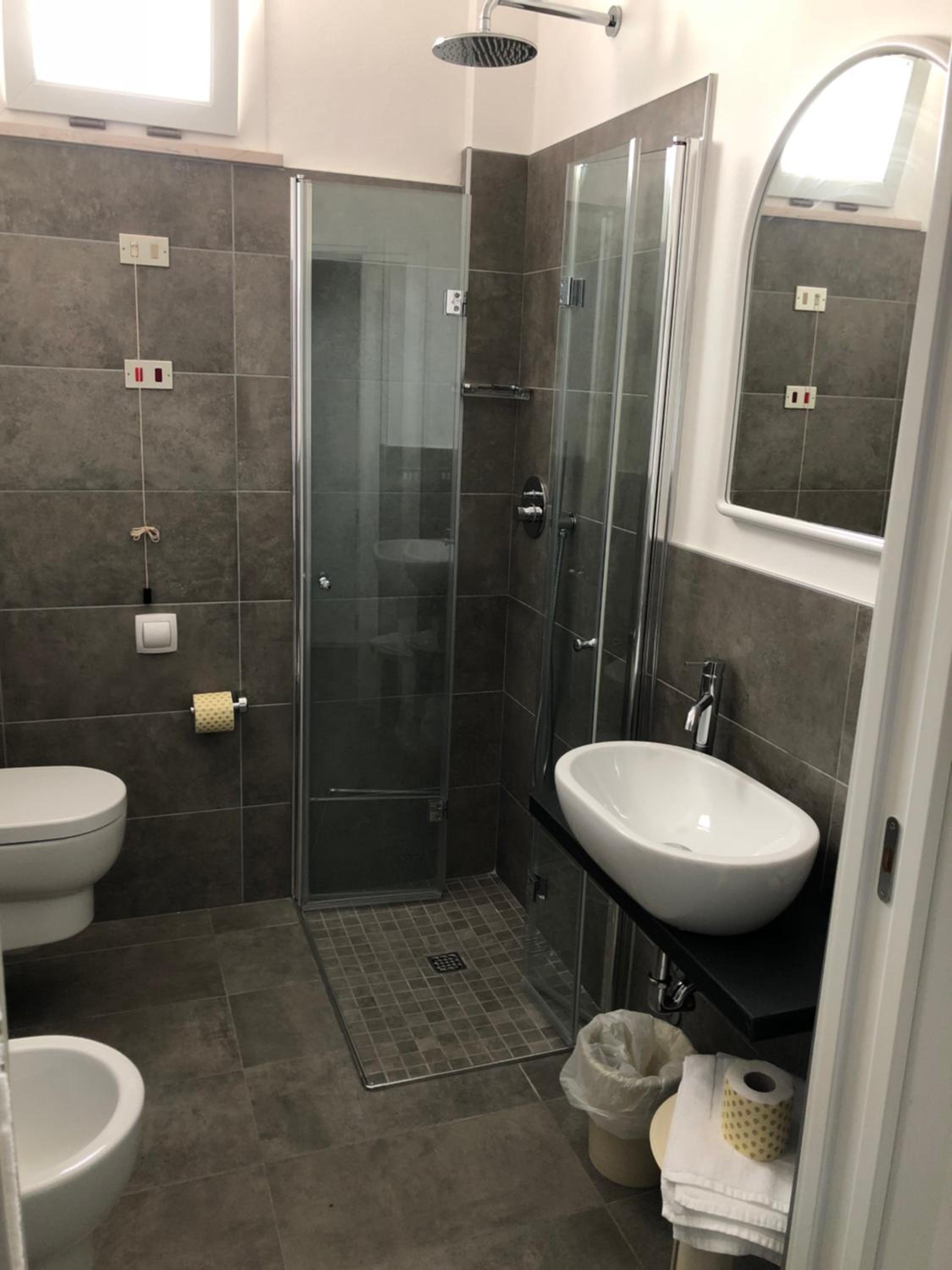 Double or Twin Room with Balcony photo 2