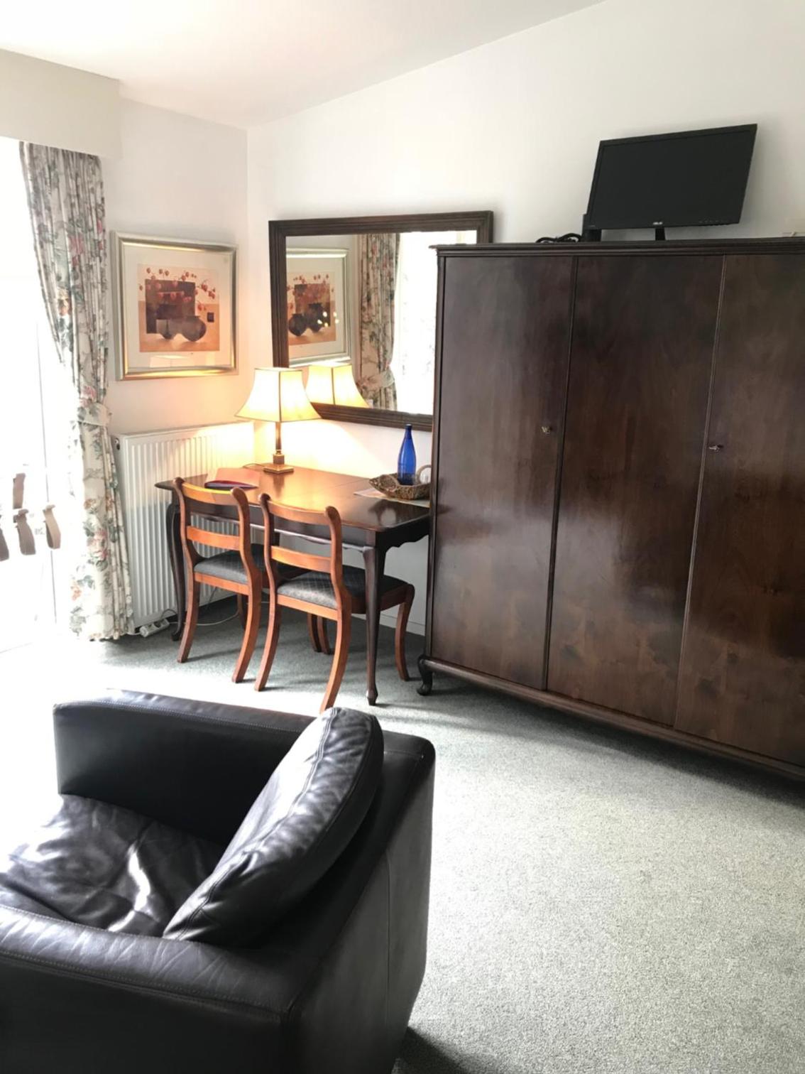 Deluxe Double  Room with Garden View and Terrace photo 2