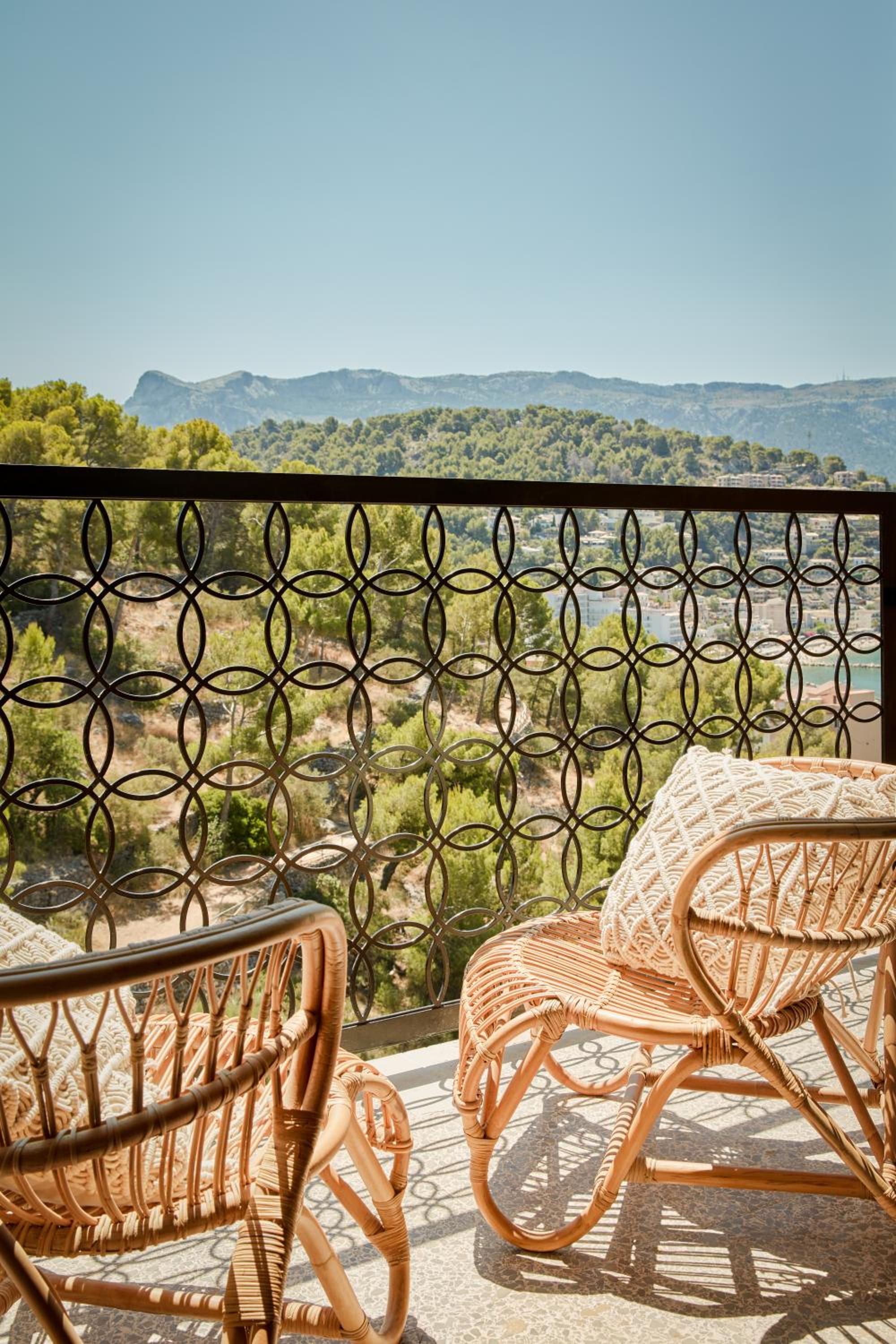 Bay House Suite (Tramuntana & lateral sea view) photo 2
