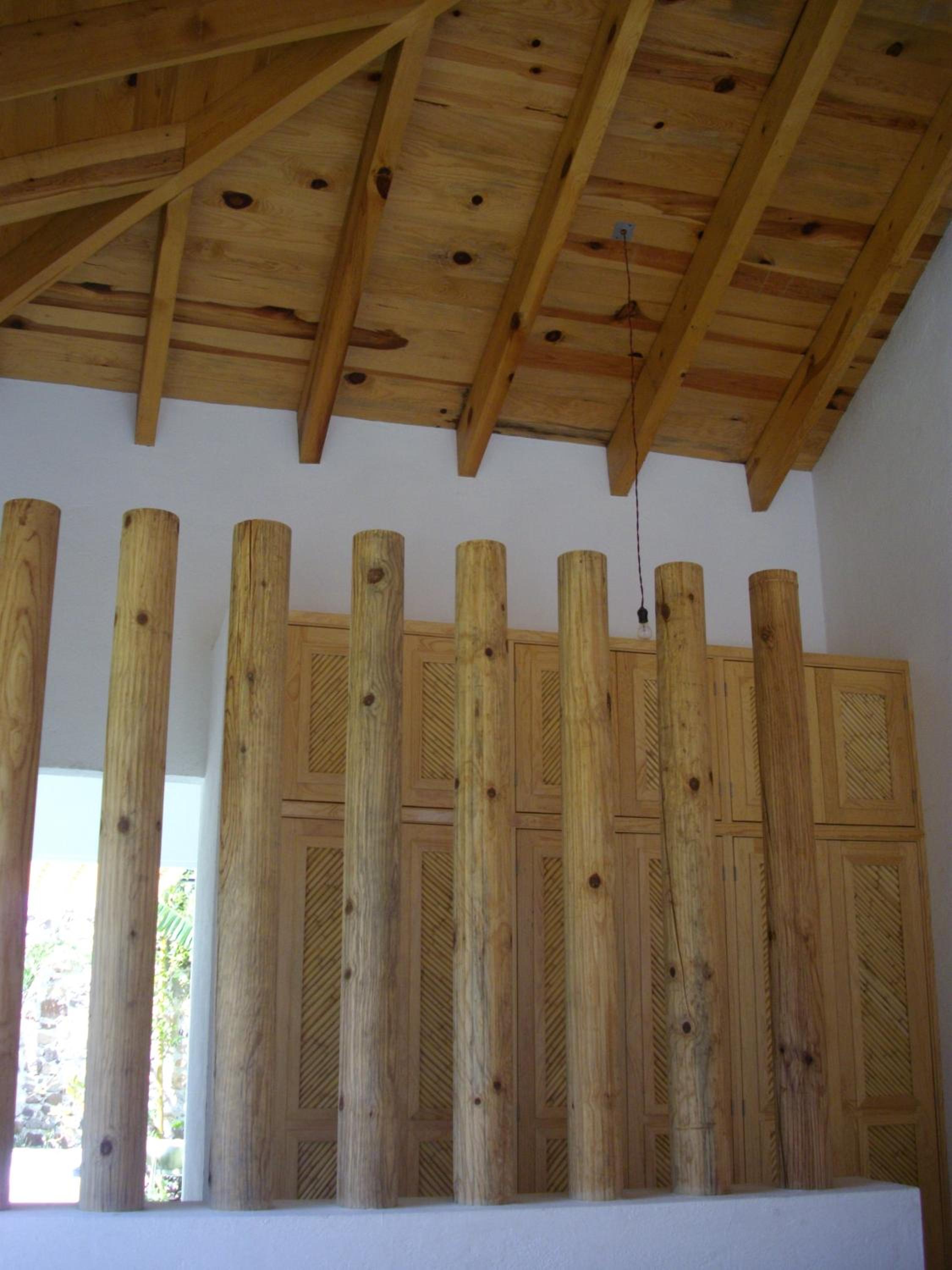 Villa with Private Pool - Photo 11