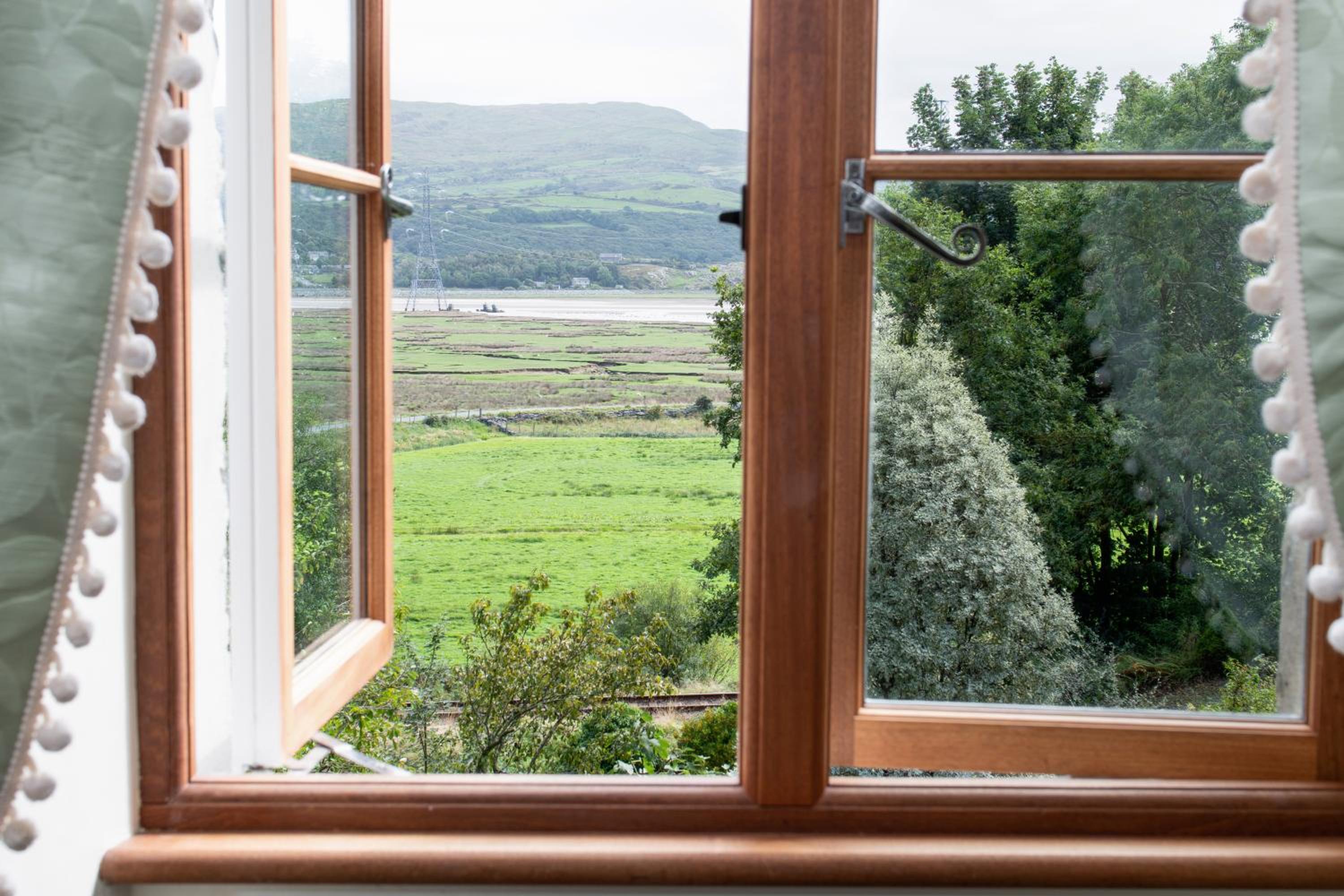 Deluxe Double Room with Sea View - Photo 8