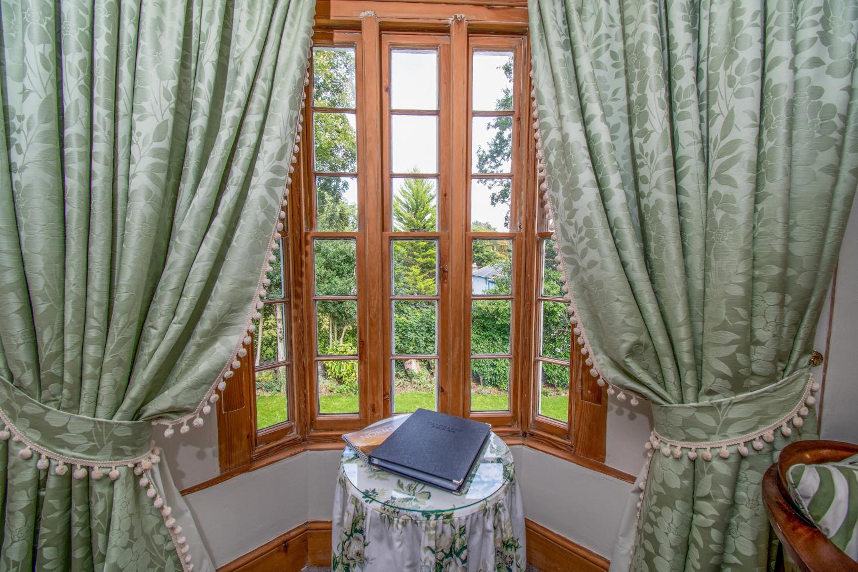 Deluxe Double Room with Sea View - Photo 2