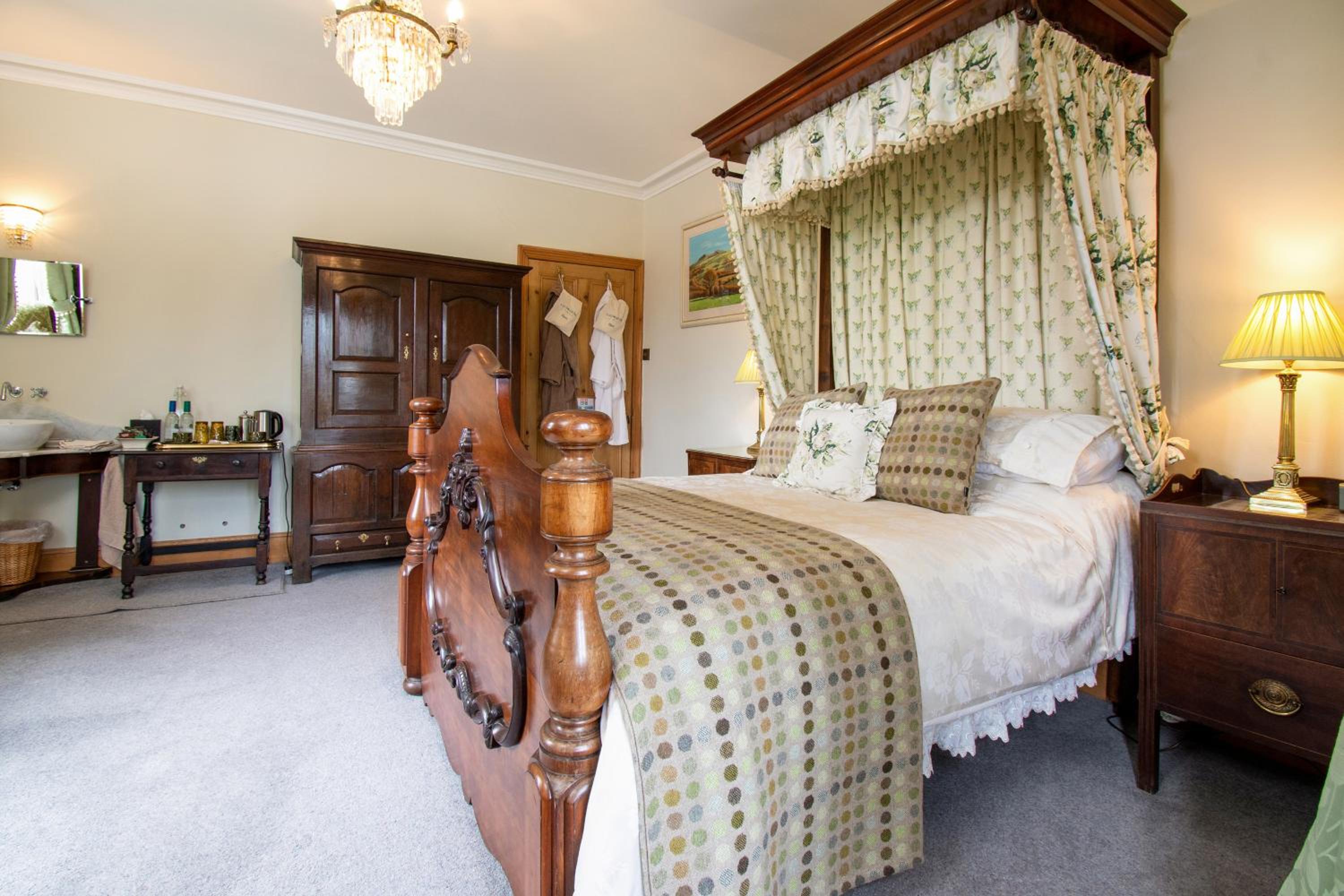 Deluxe Double Room with Sea View - Photo 13