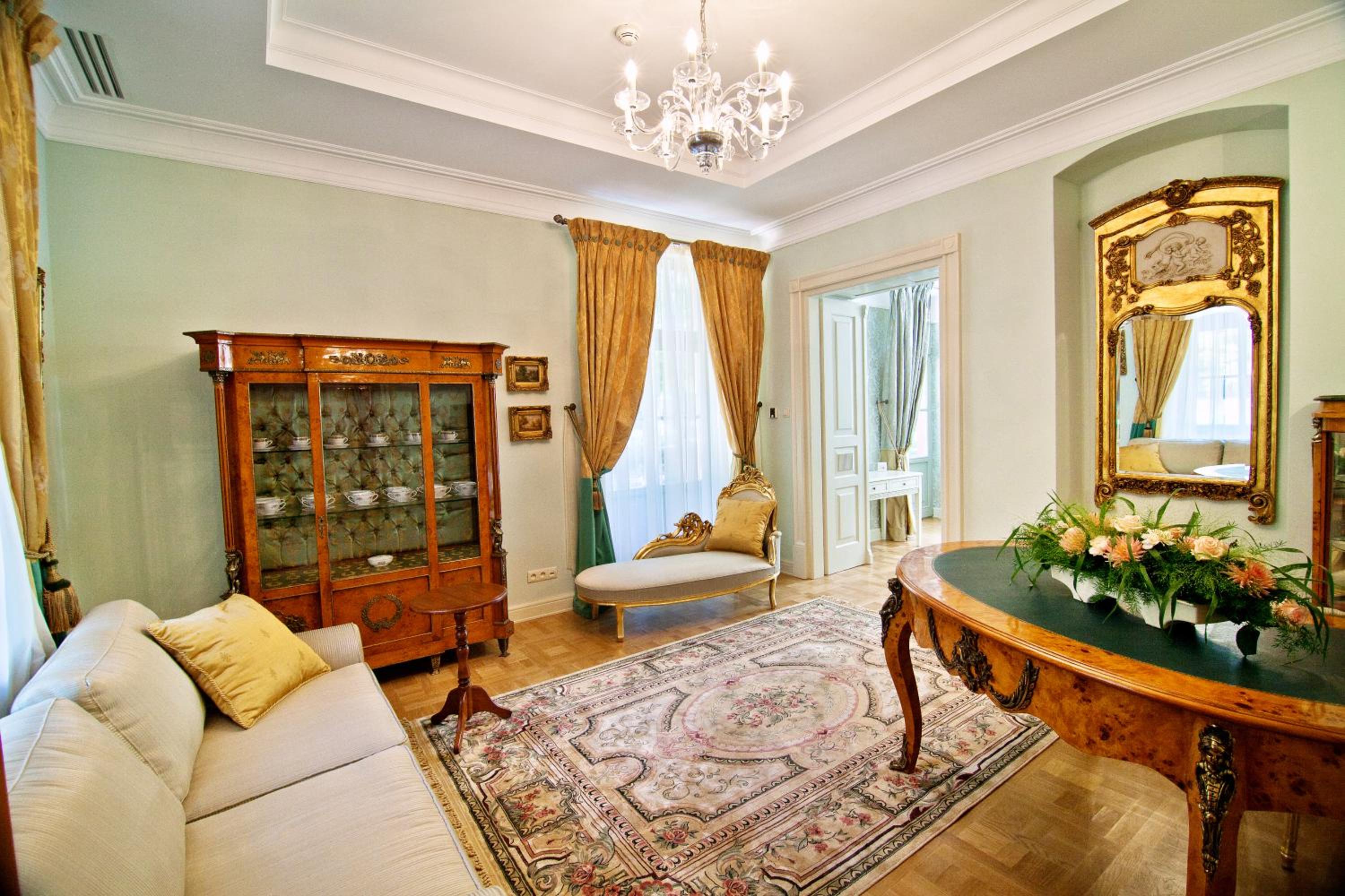 Suite photo 1