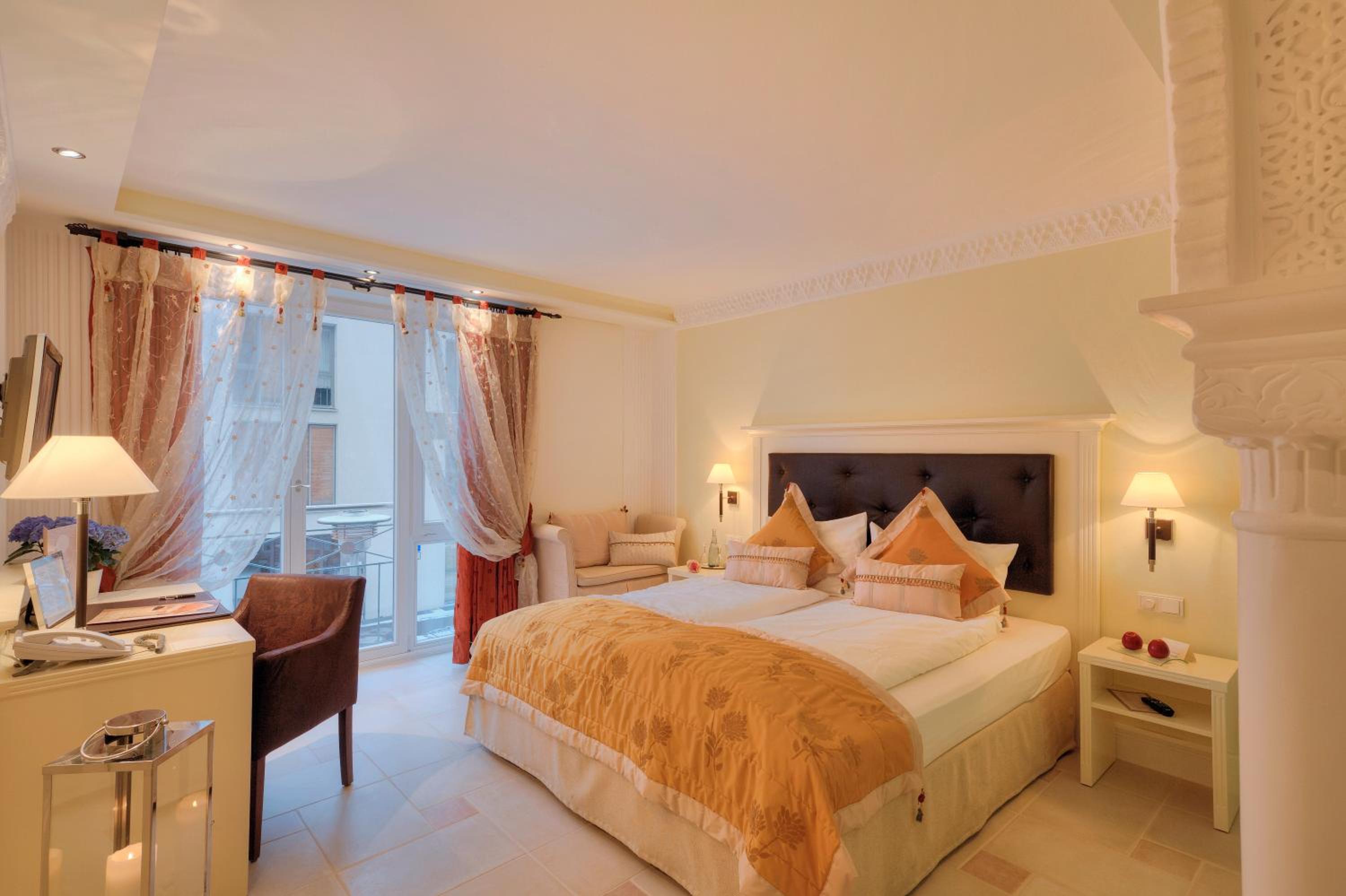Double Room - Photo 8