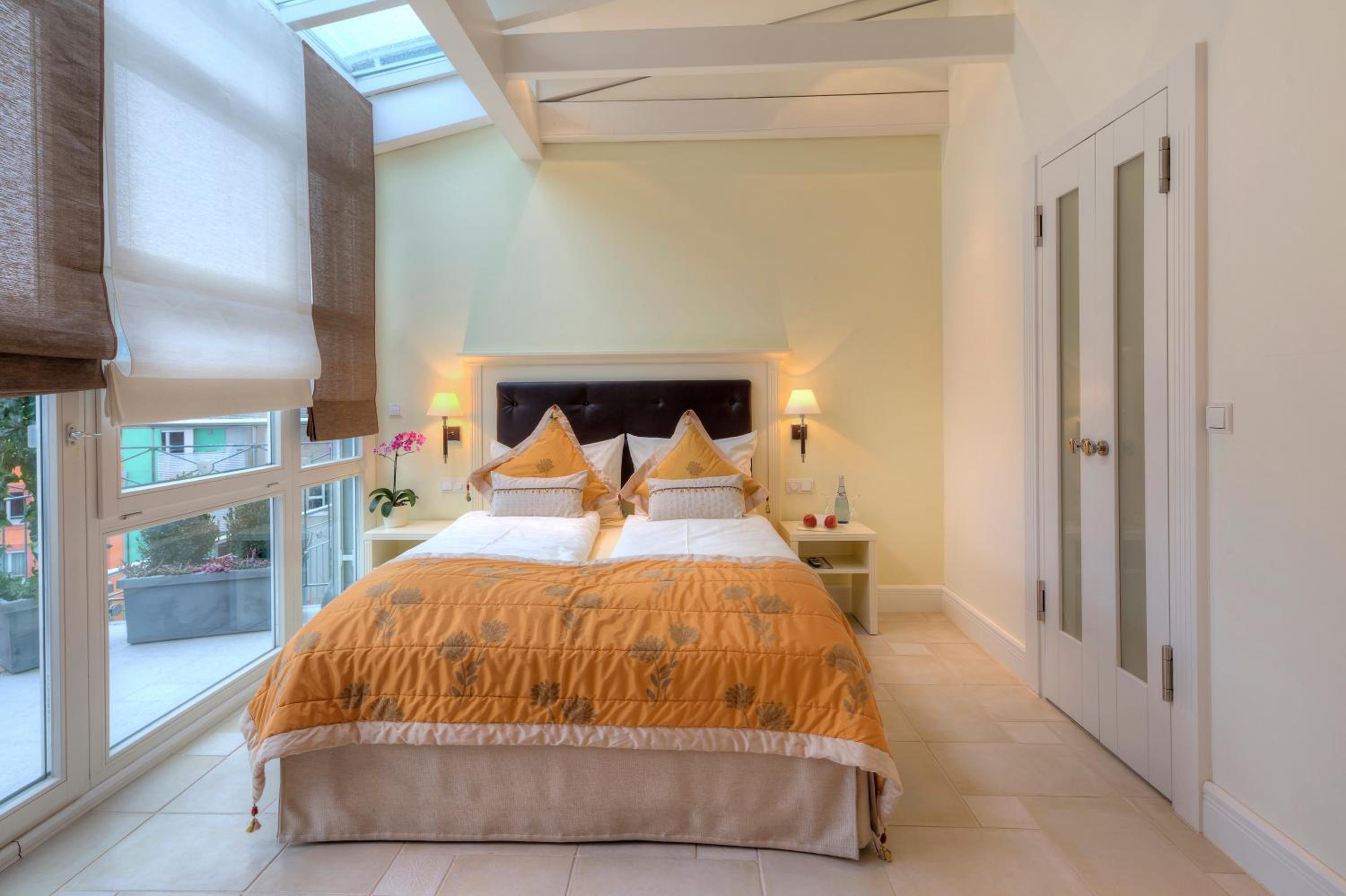 Double Room - Photo 4