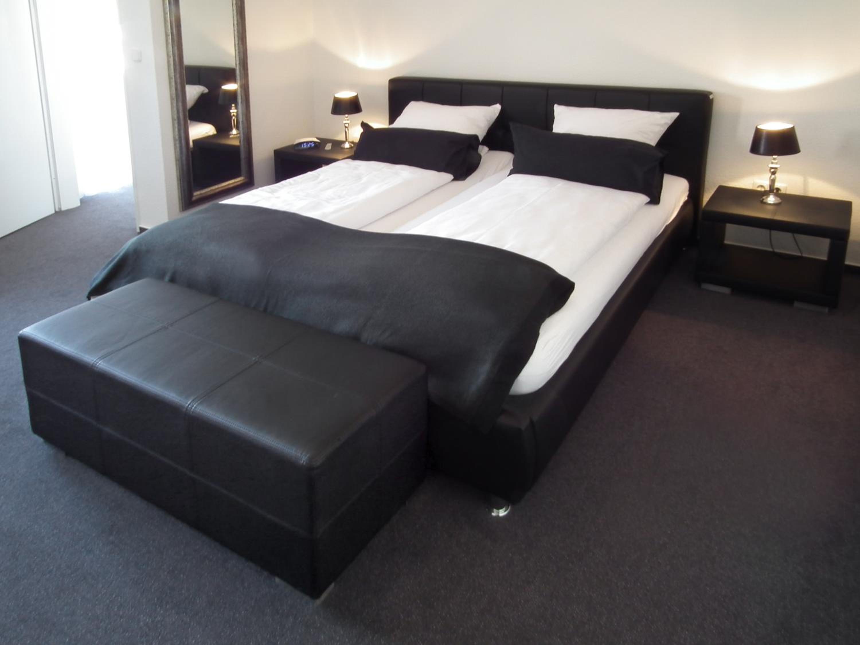 Comfort Double Room with Waterbed and Balcony photo 1